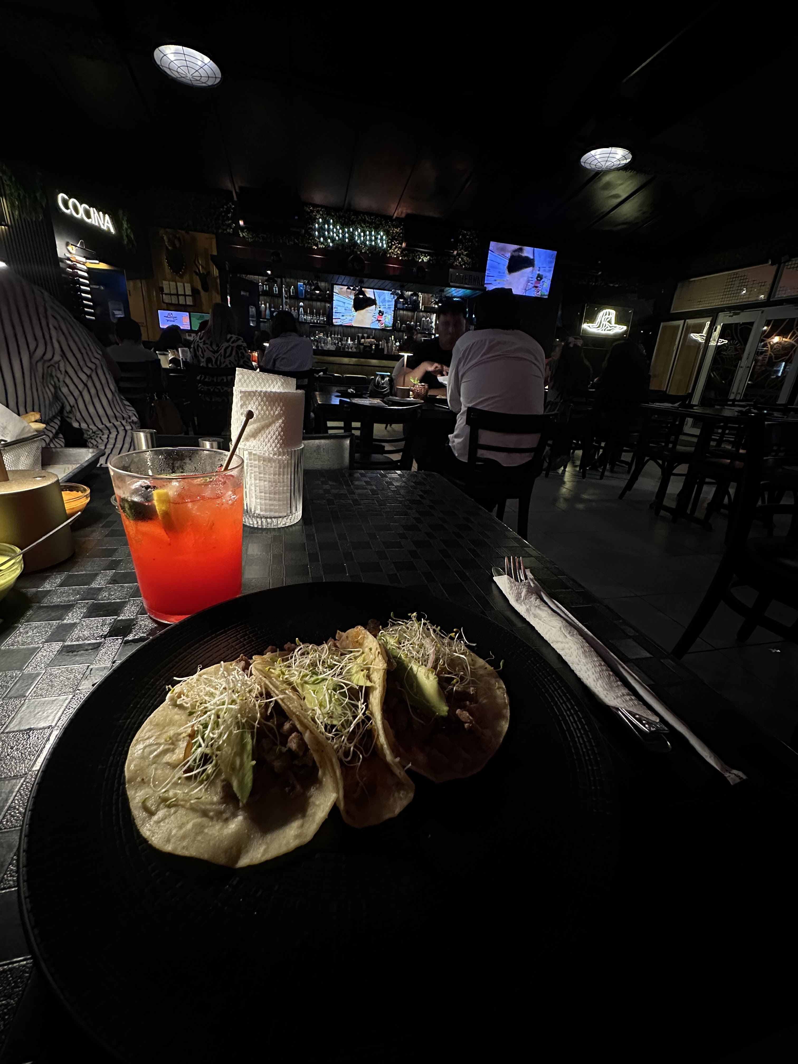 RESTAURANTE LA BERNAL image 8