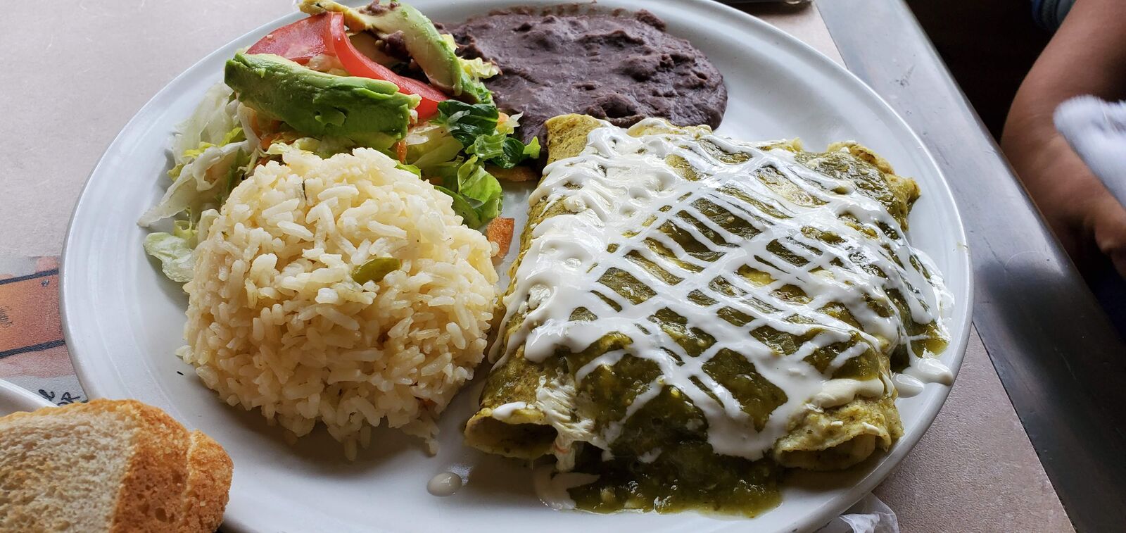 Los Magueyes Restaurant image 2