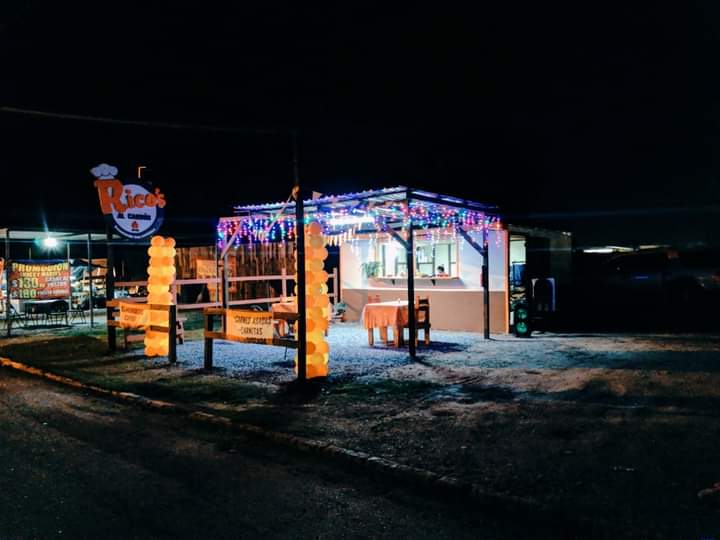 RICO'S Restaurante image 10