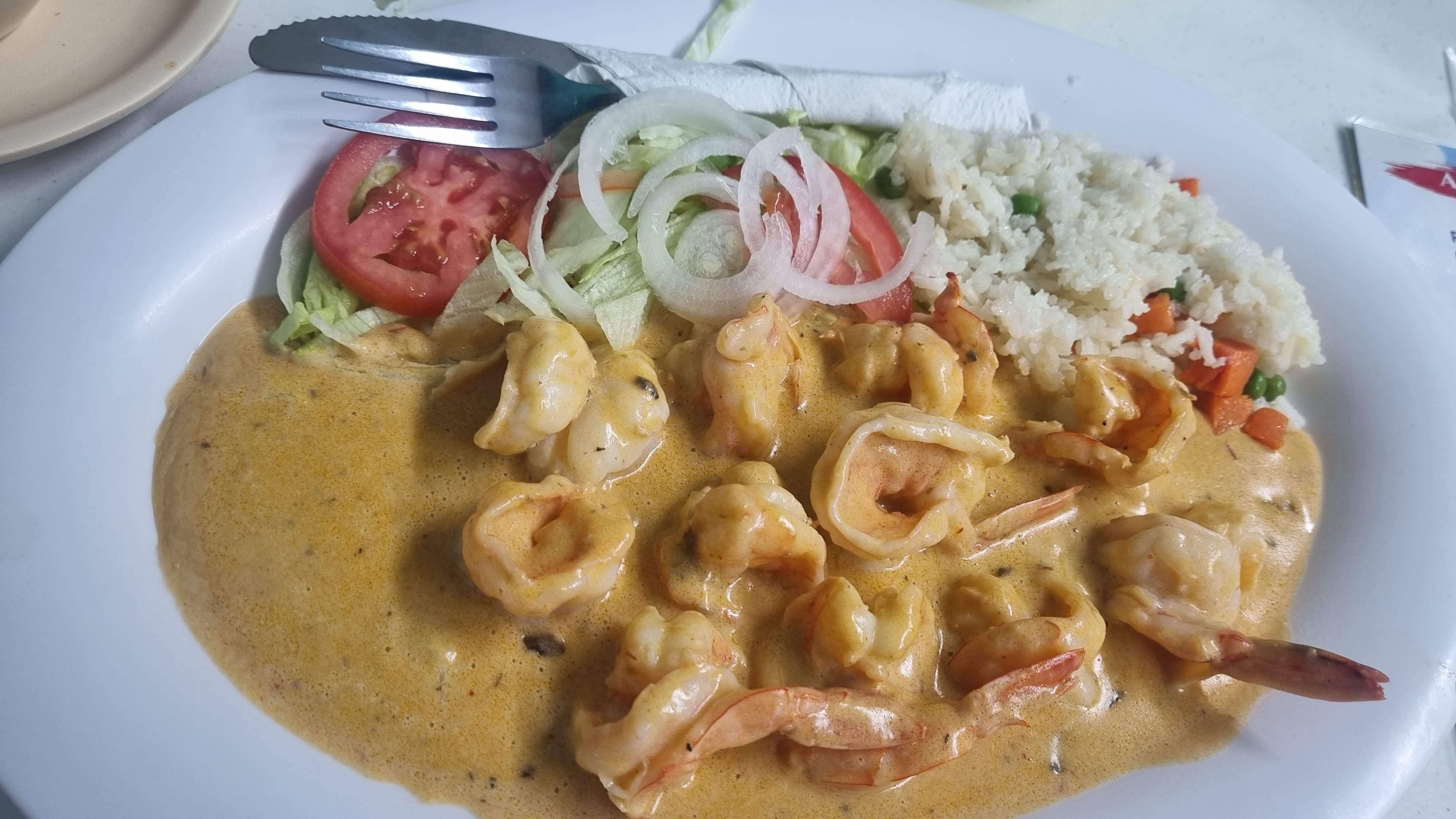 Restaurant De Pescados Y Mariscos "El Capitan" image 2