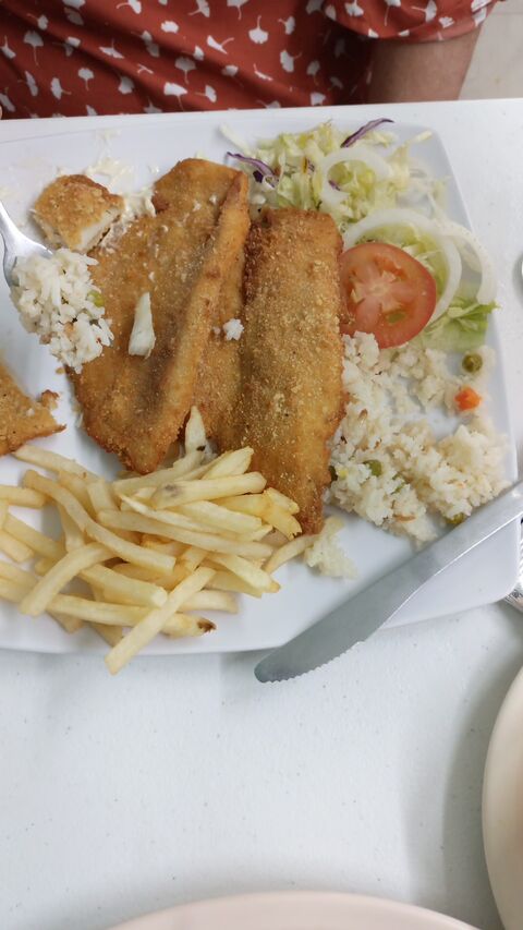 Restaurant De Pescados Y Mariscos "El Capitan" image 3