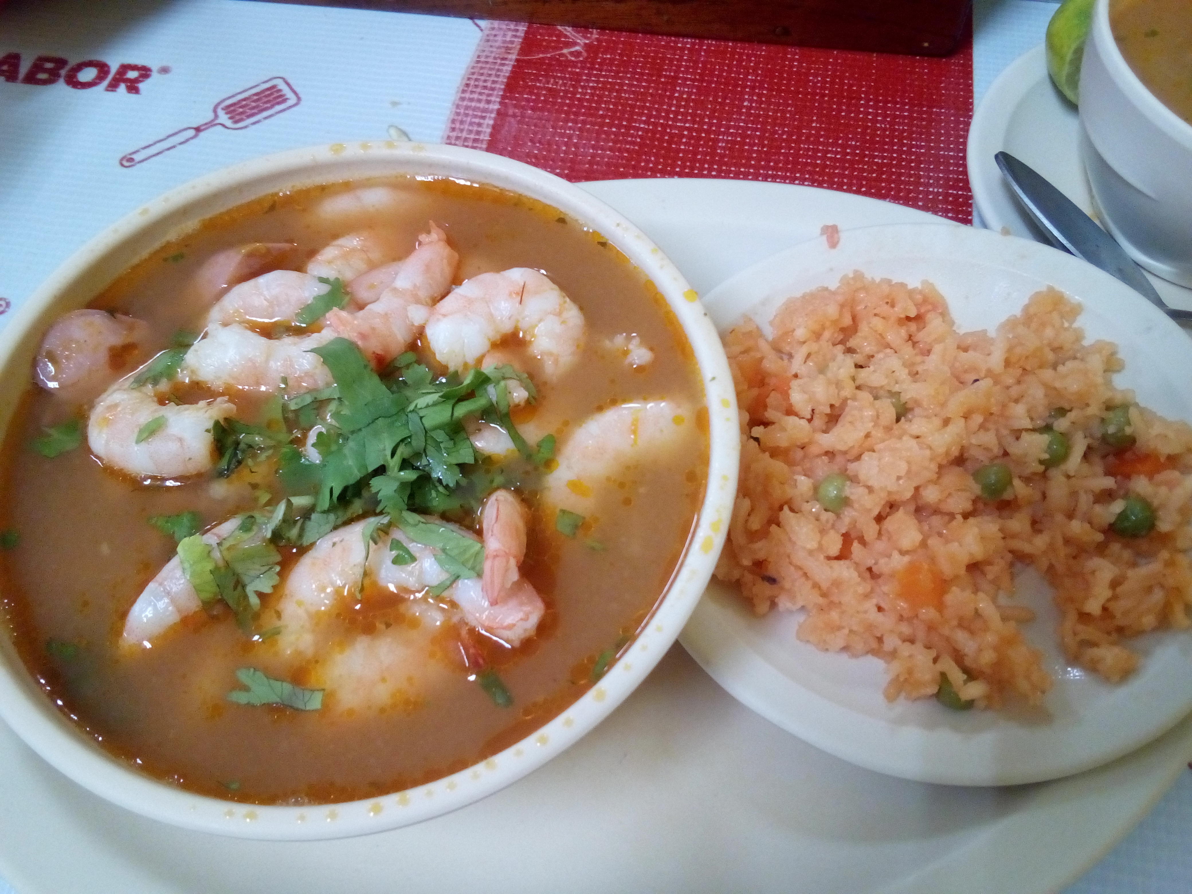 Restaurant De Pescados Y Mariscos "El Capitan" image 8