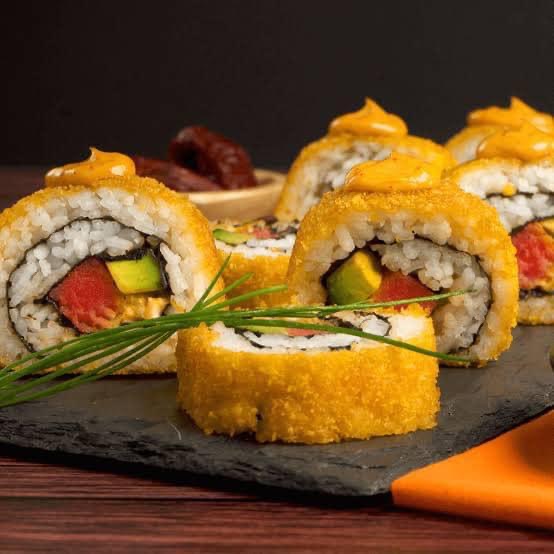 Bambú Sushi & Bar image 1