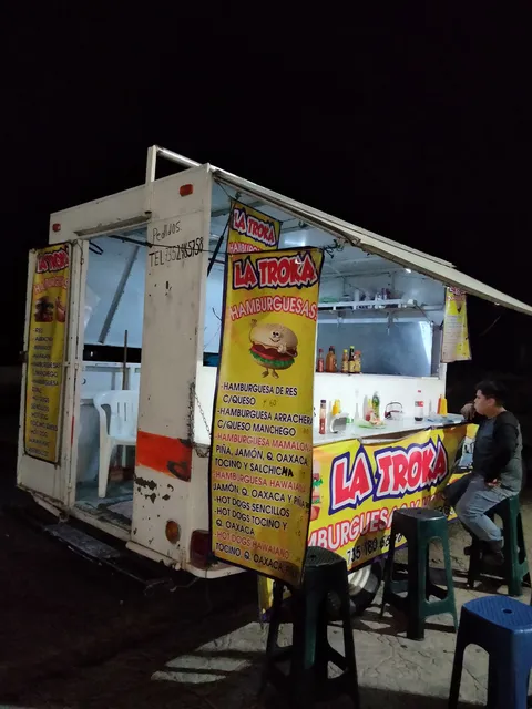 la troka image 5