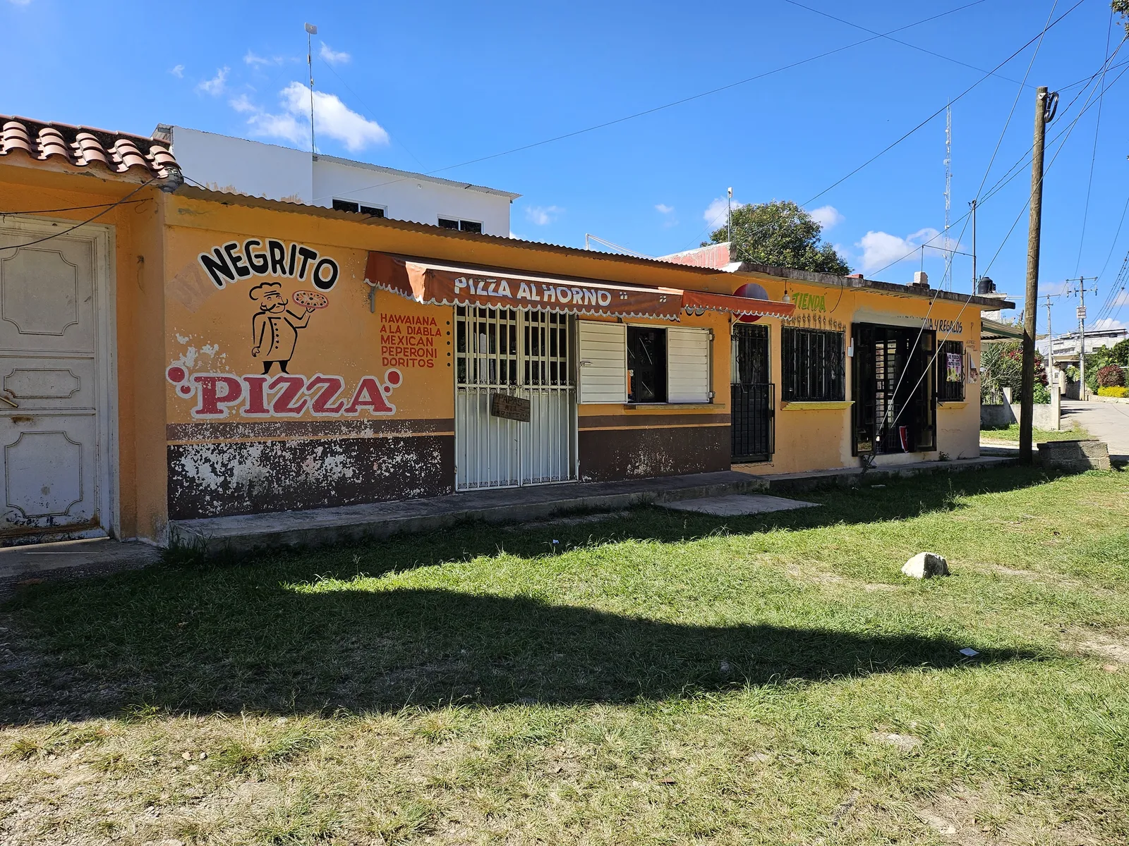 Pizzeria el " Negrito " image 2