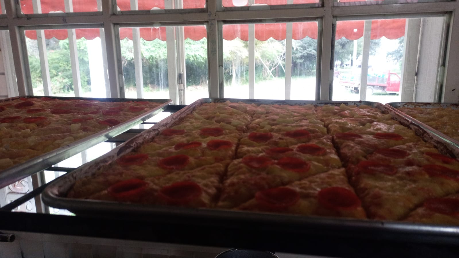 Pizzeria el " Negrito " image 3