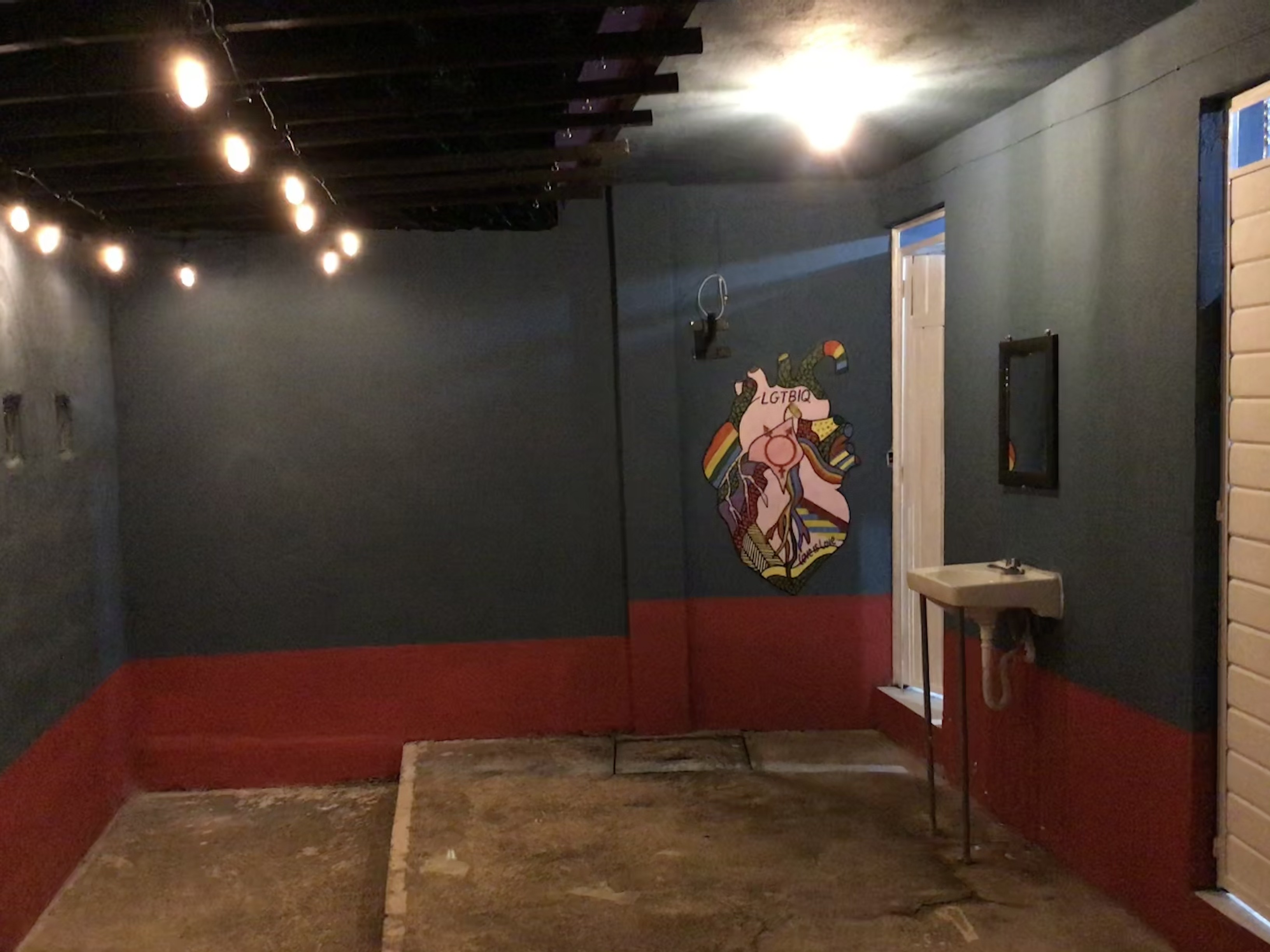 NUVO lounge and grill image 8