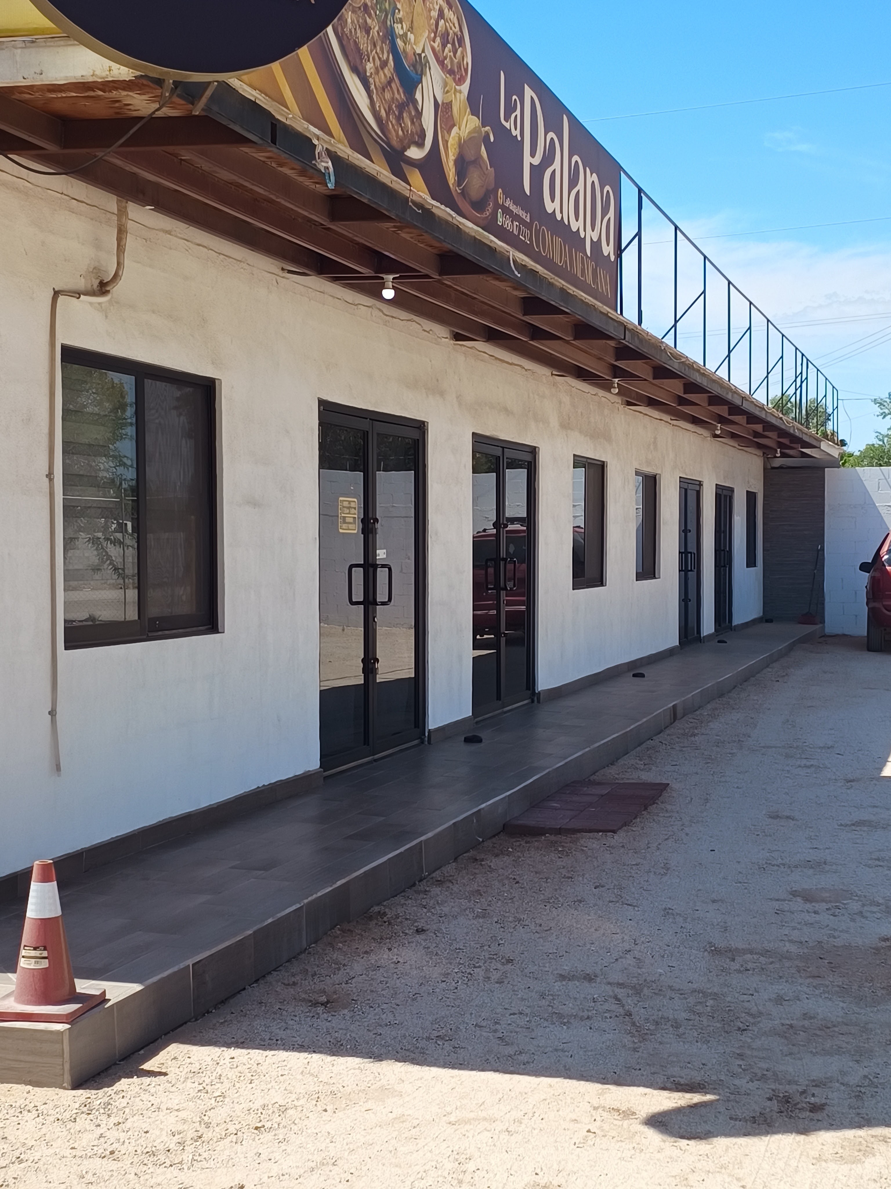 La Palapa Mexicali Manantiales image 3