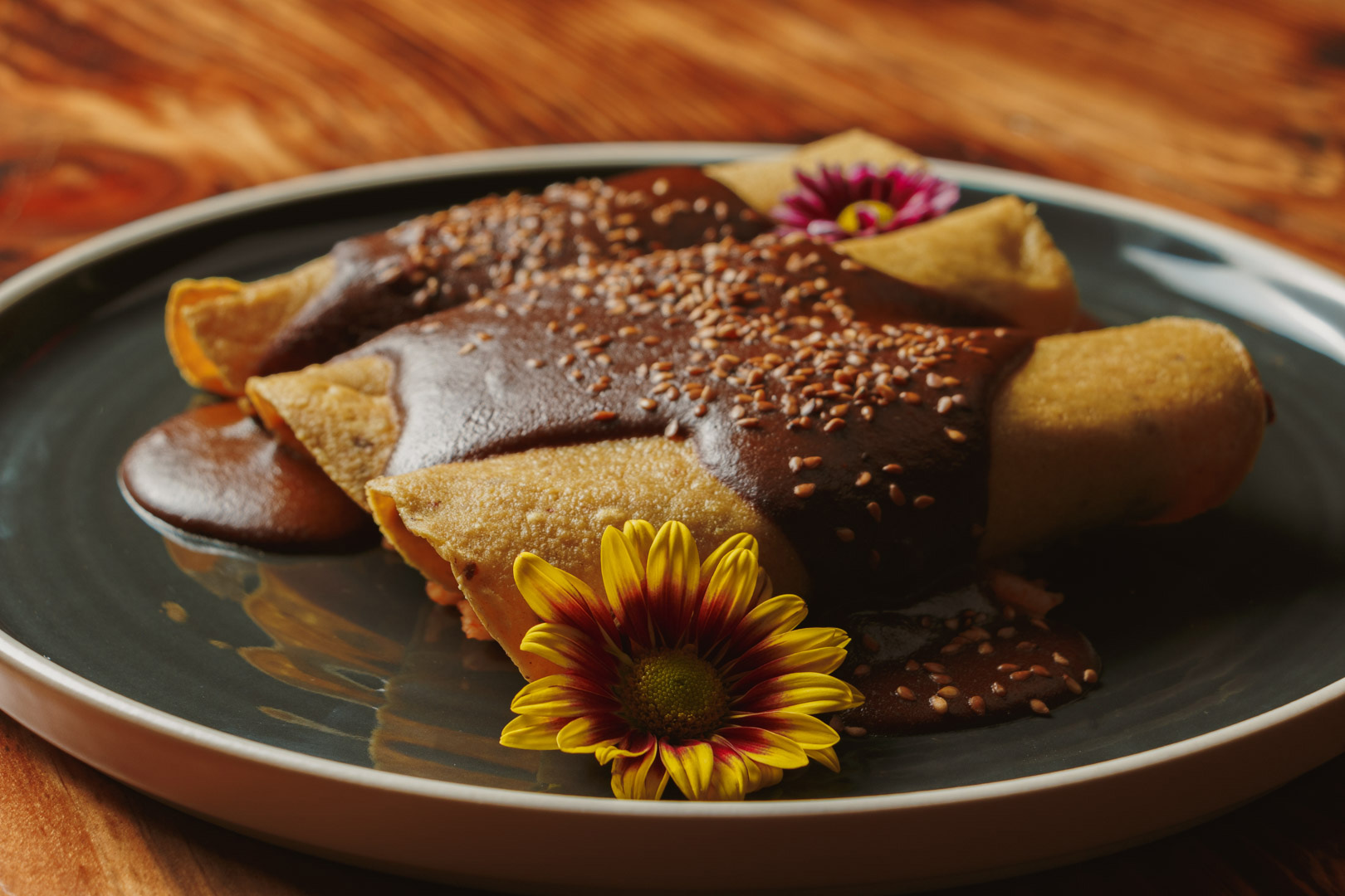 LOLA Cocina + Urbana image 2