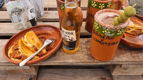 Birrieria y Clamateria image 2
