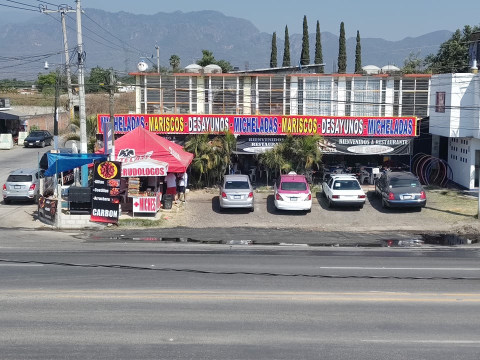 Mariscos Mi Capricho image 3