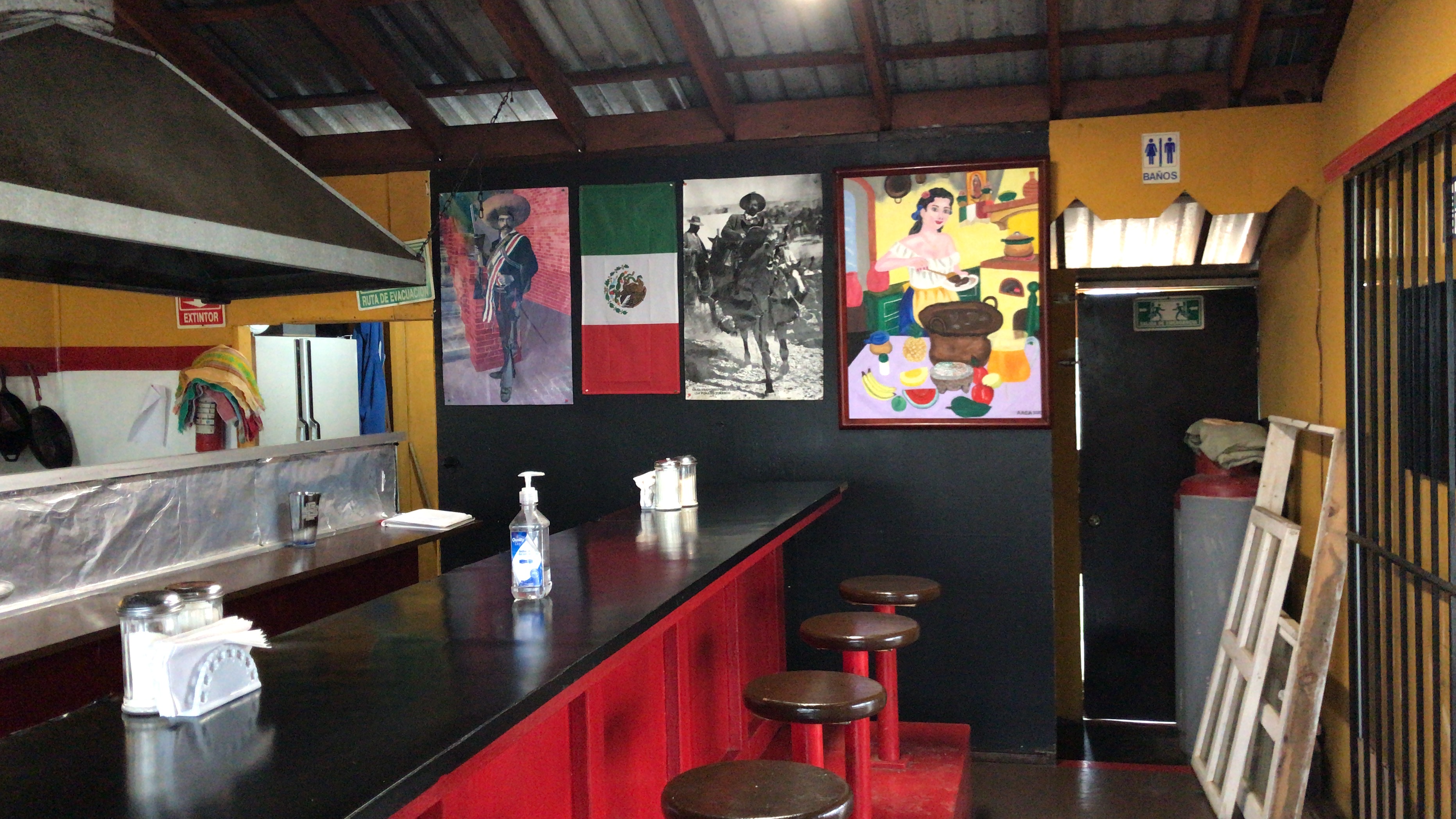 La Casita Restaurant image 5