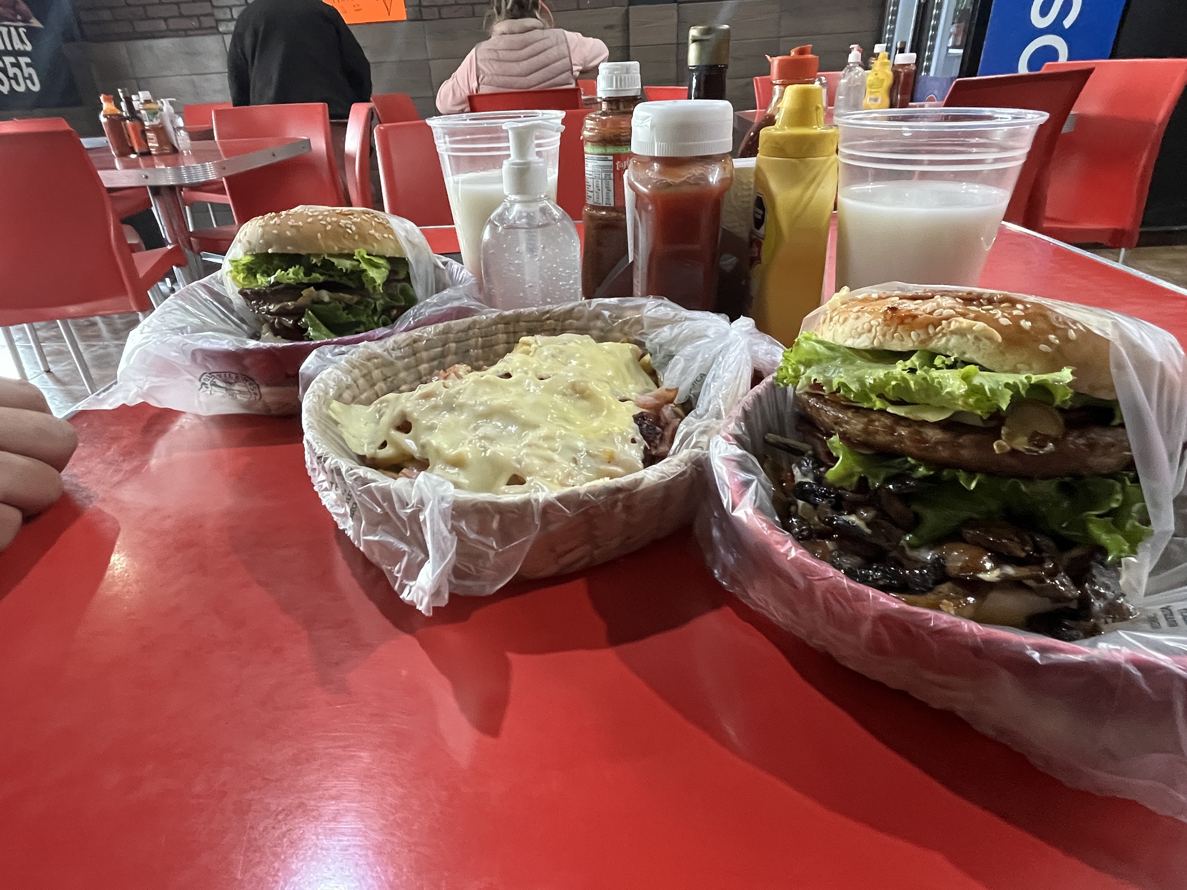 burger Delix image 1