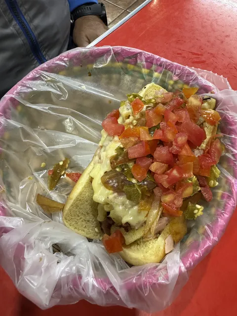 burger Delix image 4