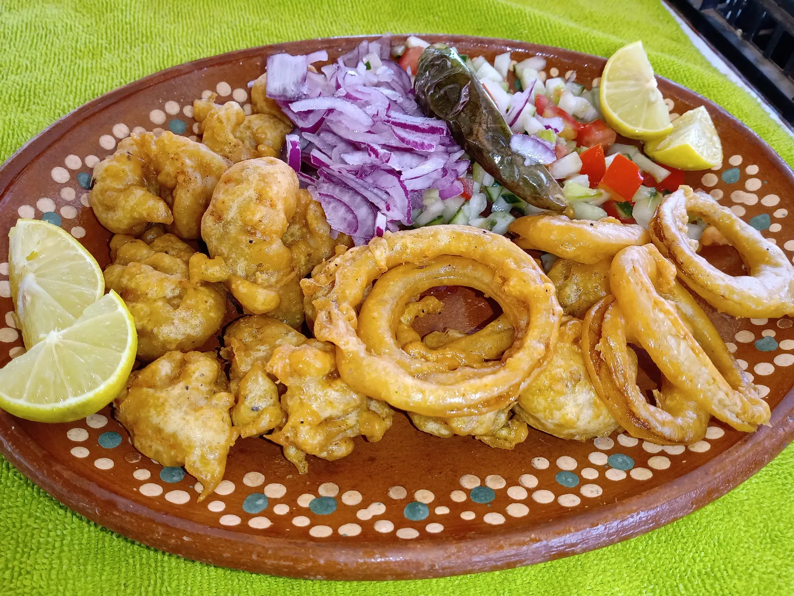 Mariscos guayaco's & desayunos image 8