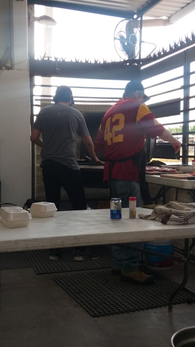 42-24 Ribs & Wurst image 10