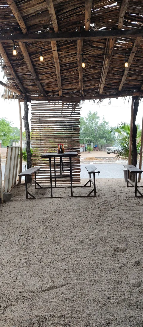 Mariscos Los Plebes image 1