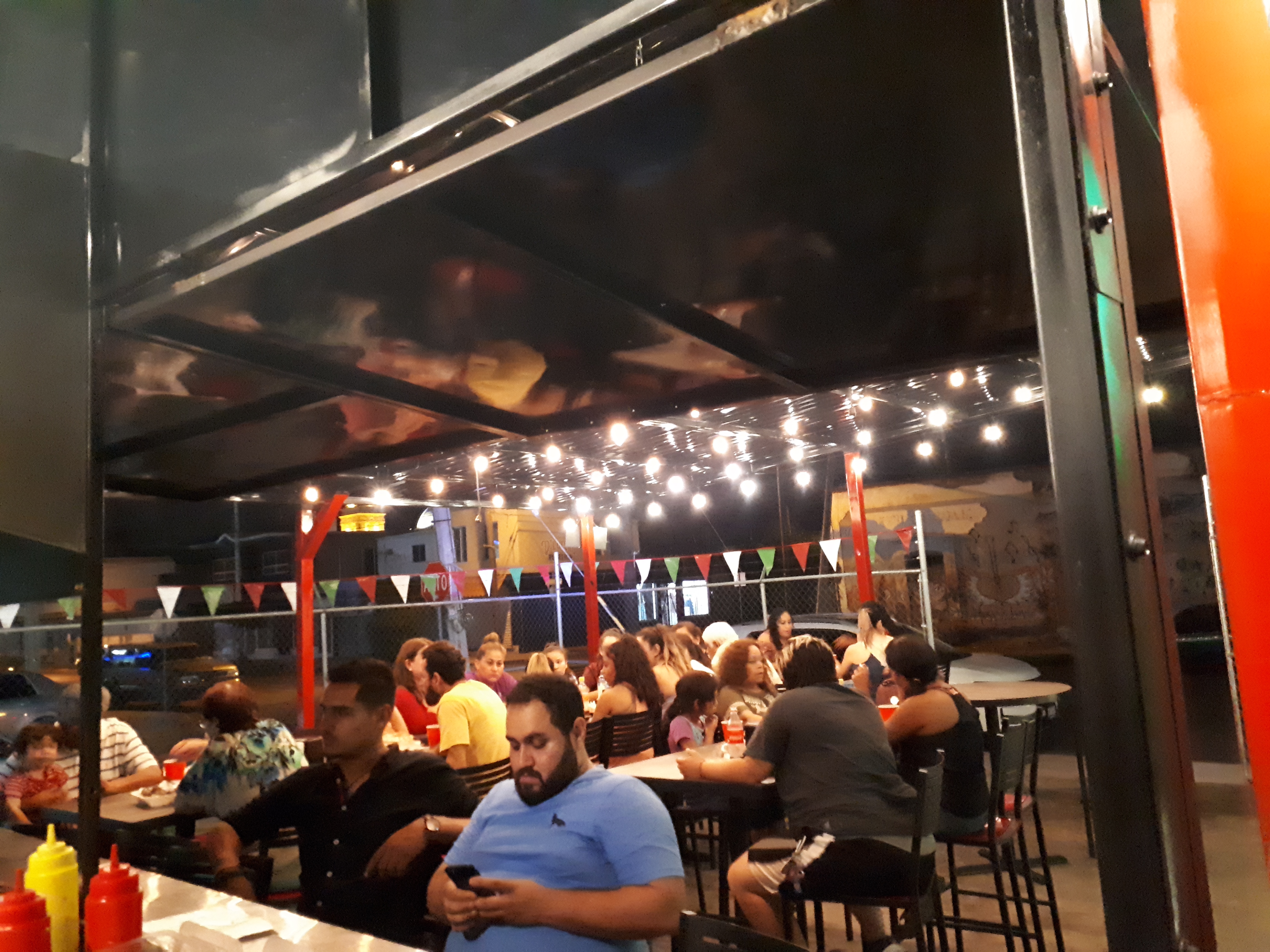 Los Patroncitos, Burger & Grill image 4