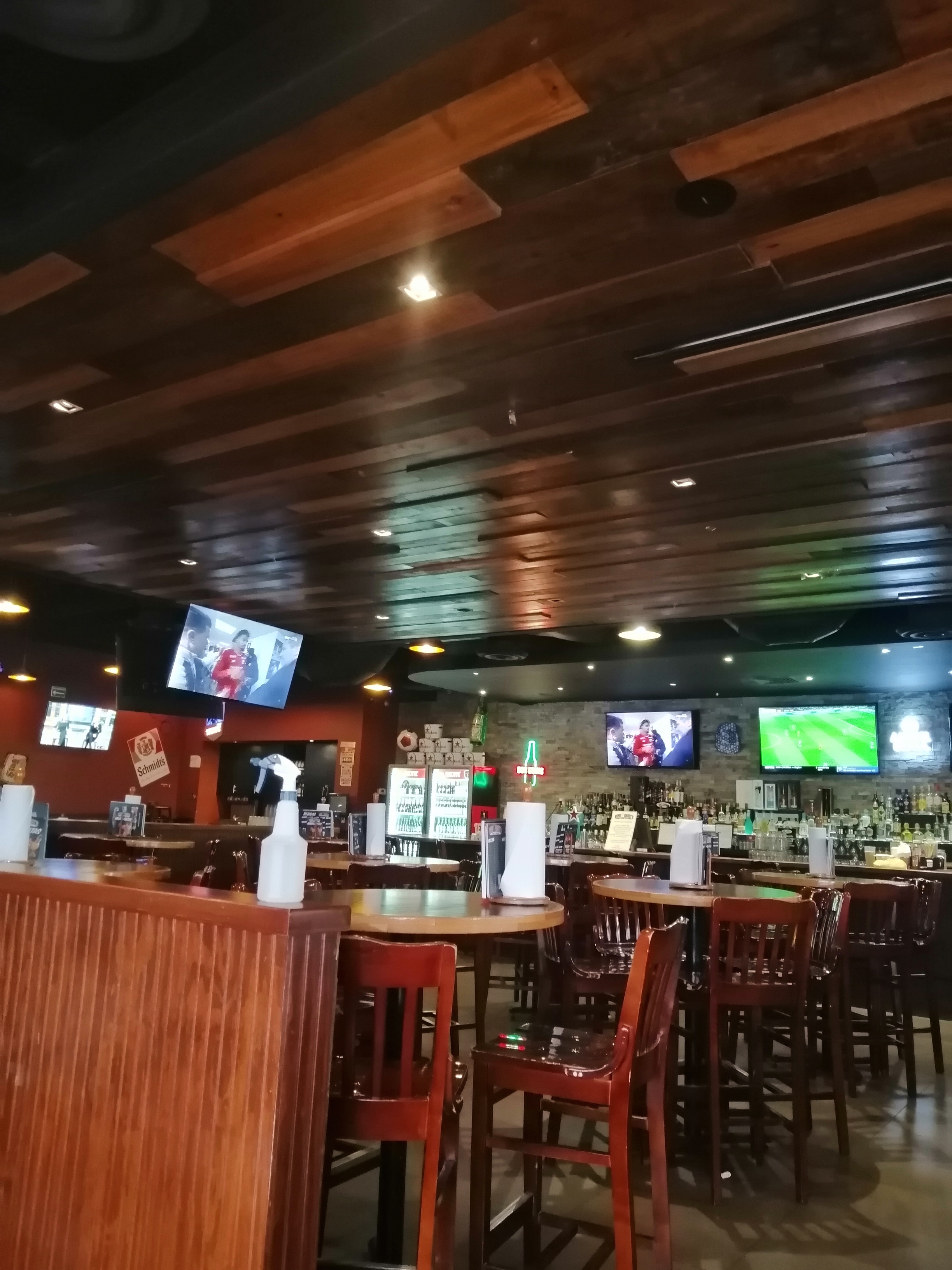 Wing Daddy's Tampico image 5