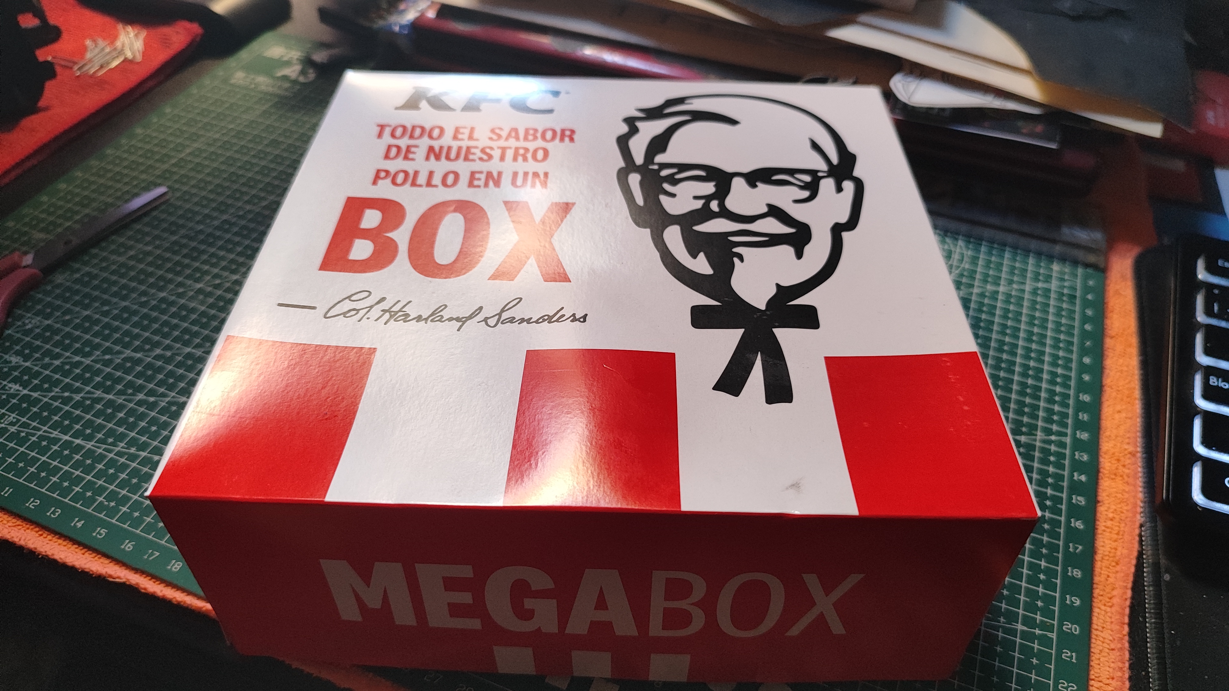 KFC Avenida Hidalgo Norte image 10