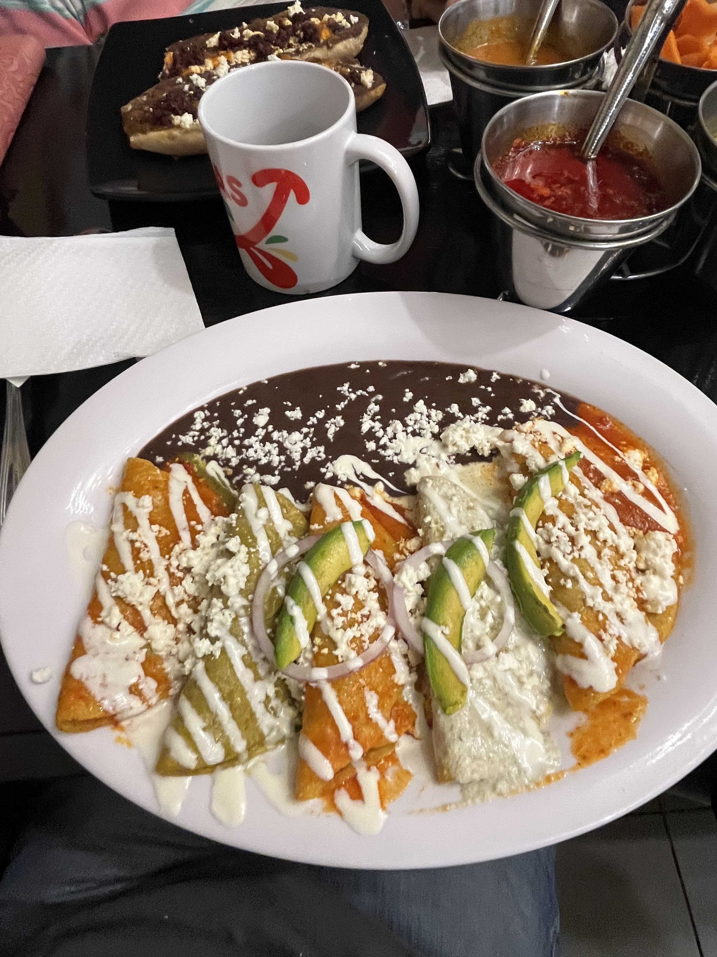 Las Sabrosas Restaurante image 9