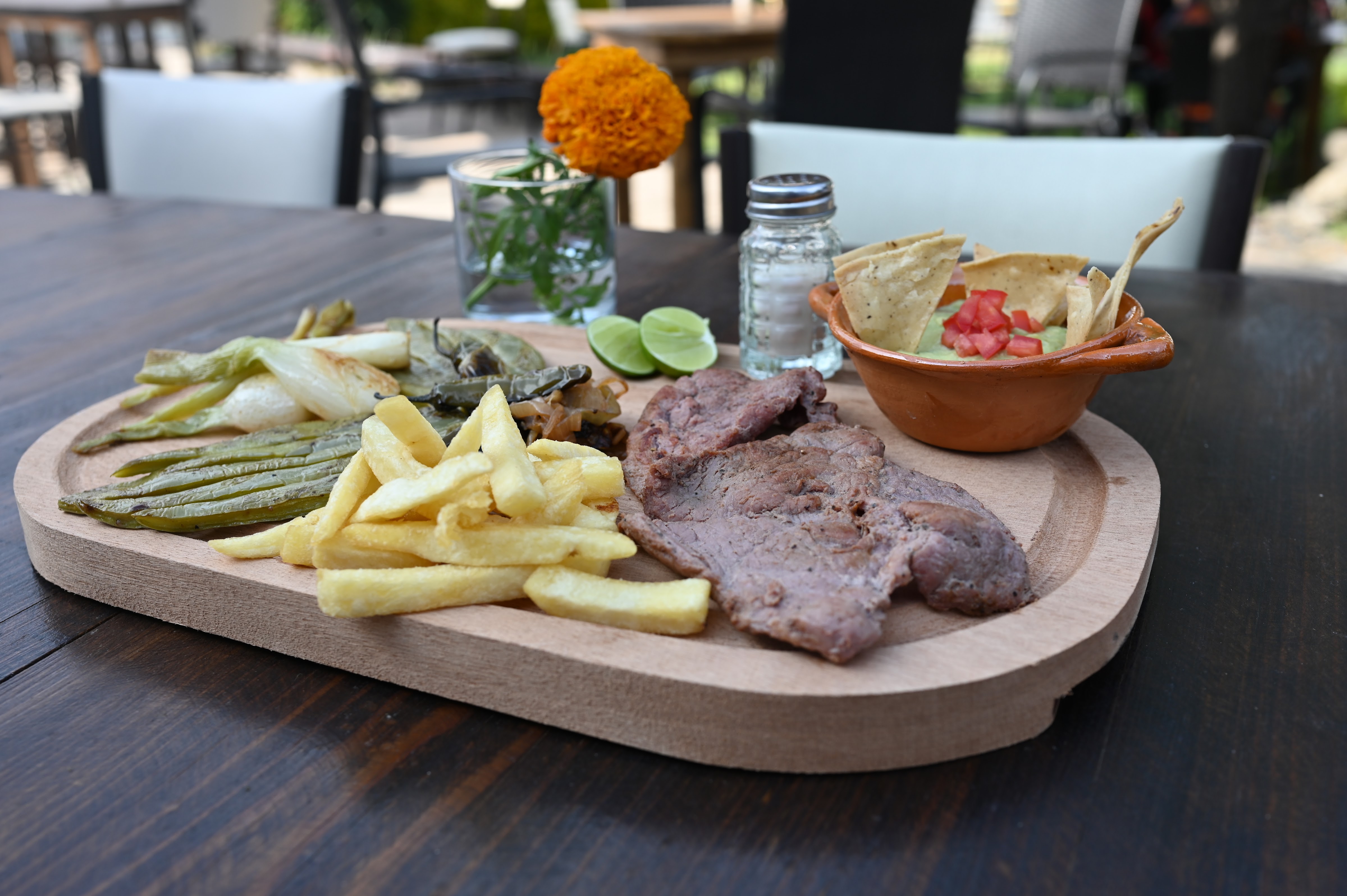 El Zapata "Restaurante Familiar" image 2