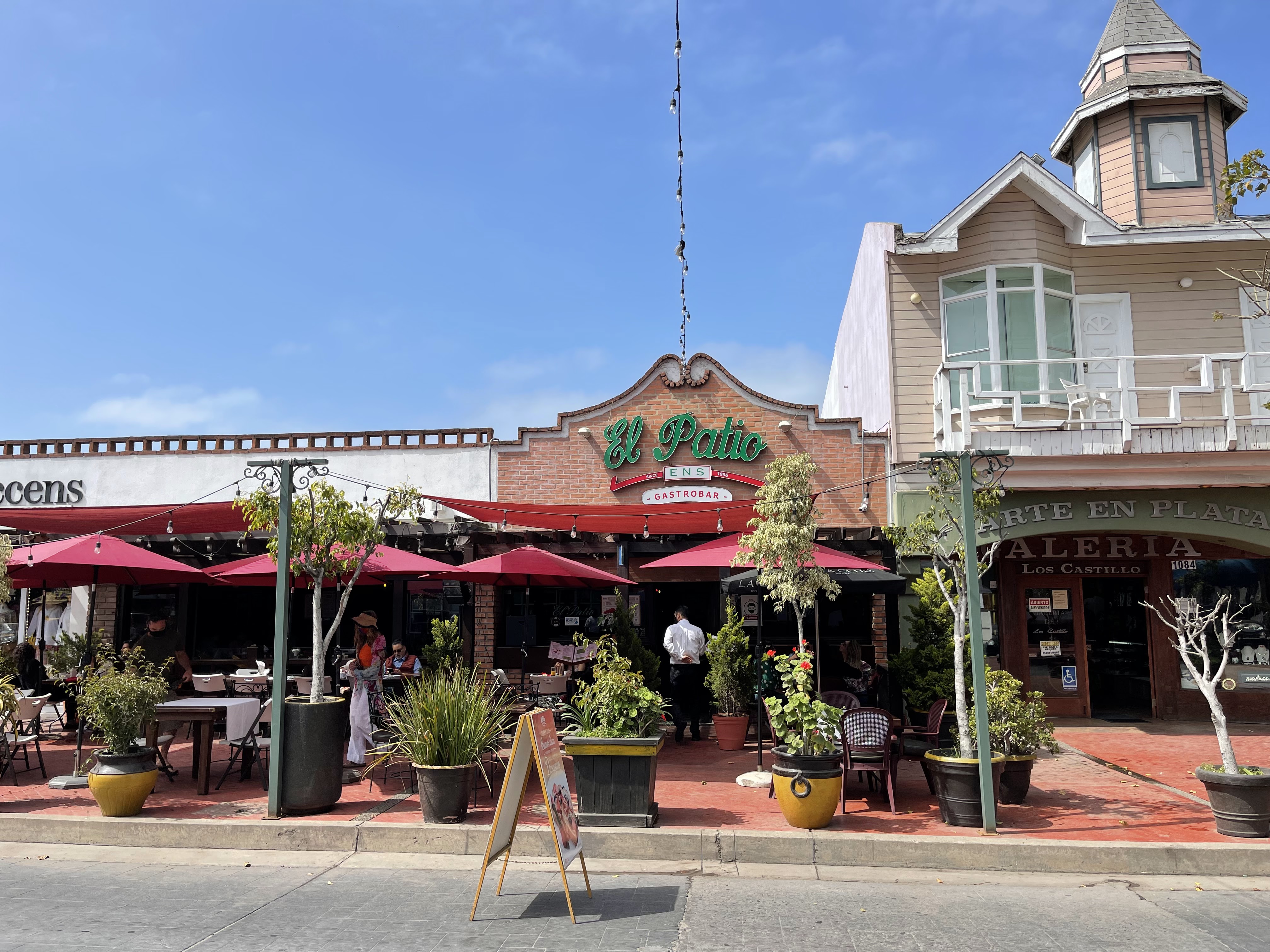 El Patio Ens - Restaurante Bar image 1