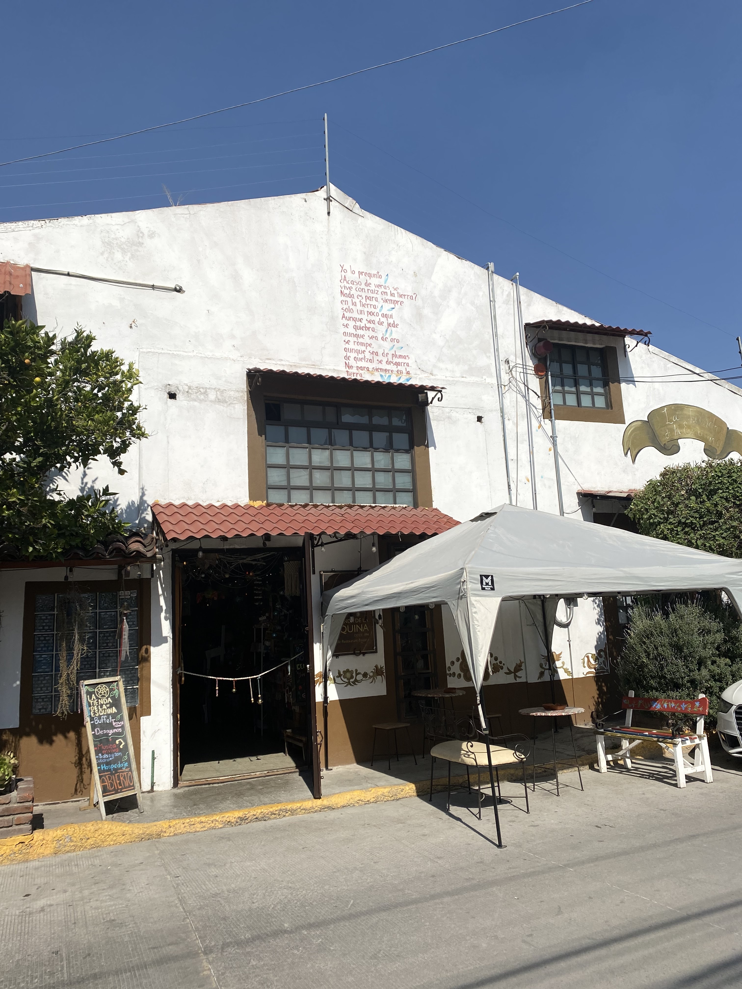 La Tiendita de la esquina image 3