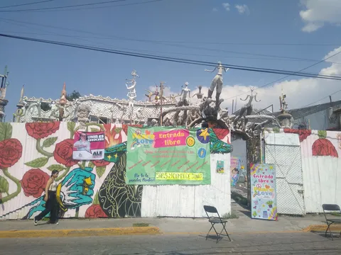 Casa de las Gárgolas image 7