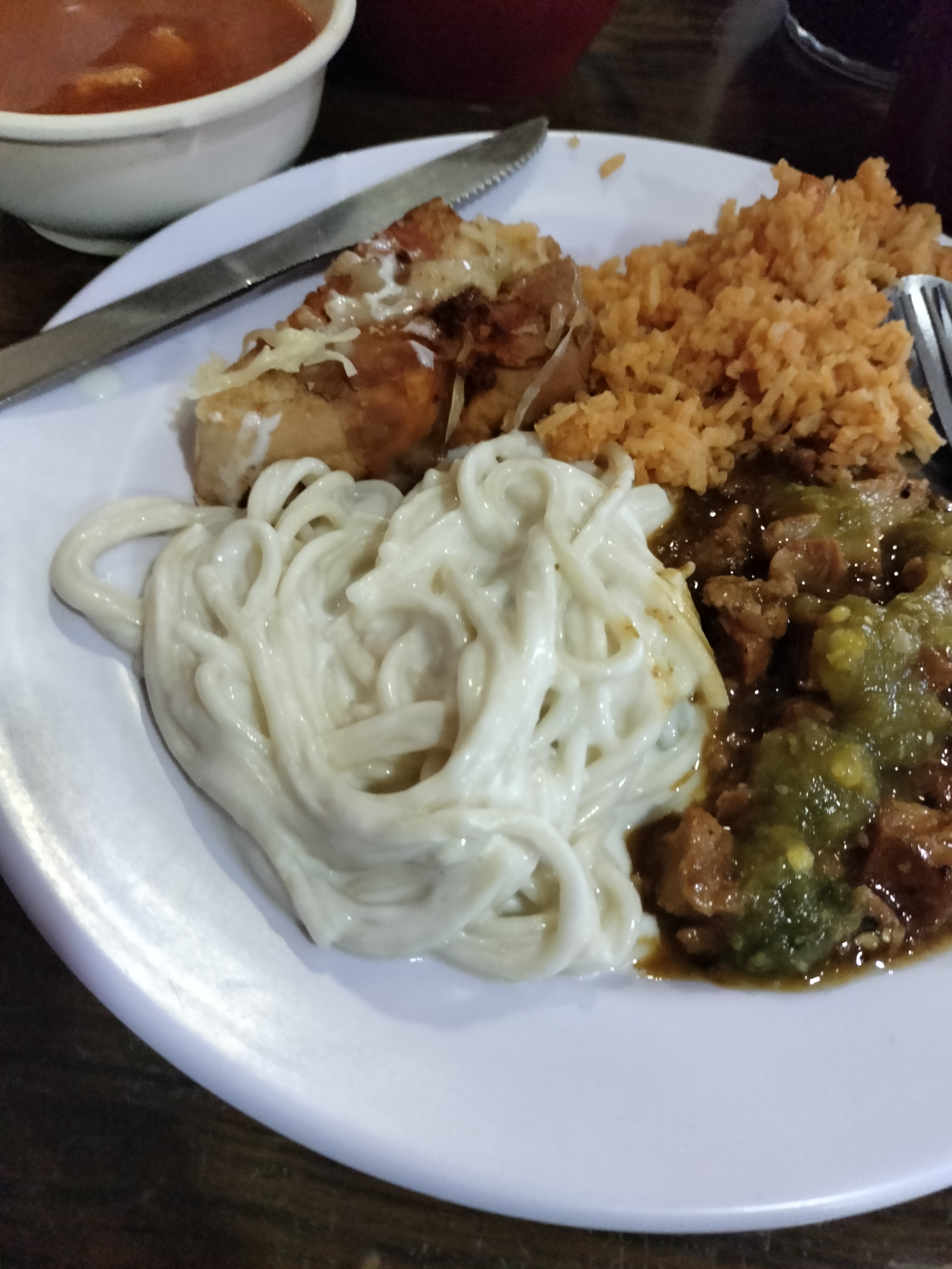 La Pasadita Buffet image 7