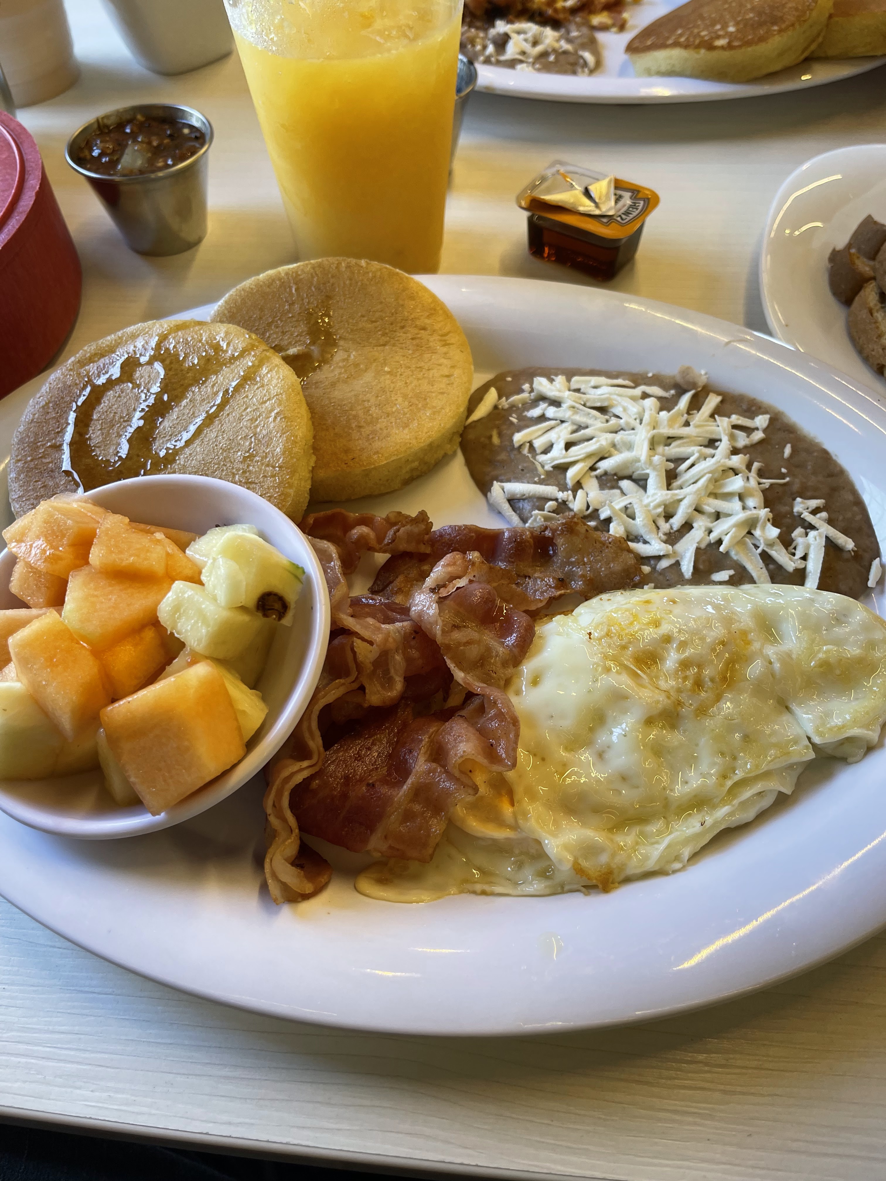 La Media Naranja image 4