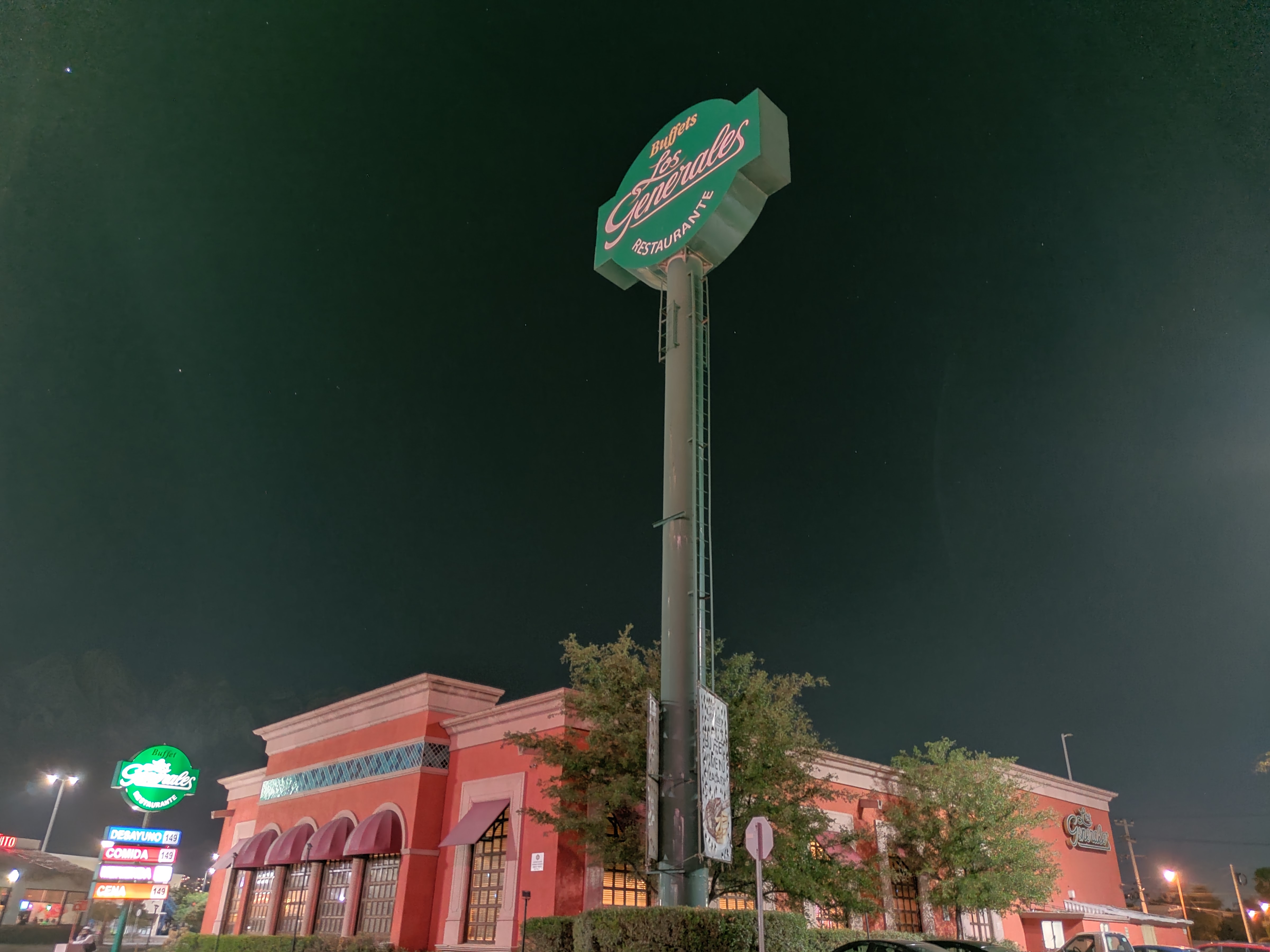 Los Generales Buffets Santa Catarina image 6