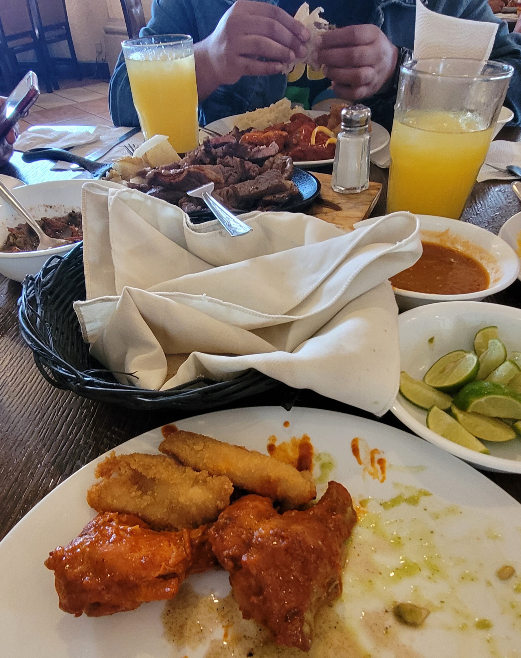 Los Generales Buffets Santa Catarina image 7