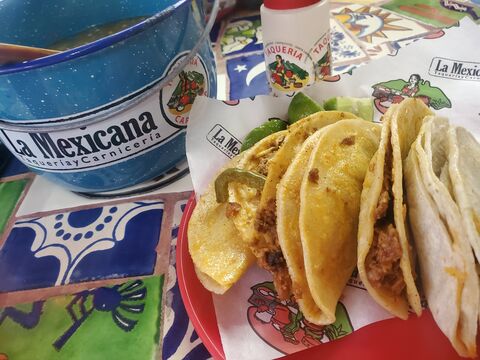 Taqueria La Mexicana Santa Catarina image 2