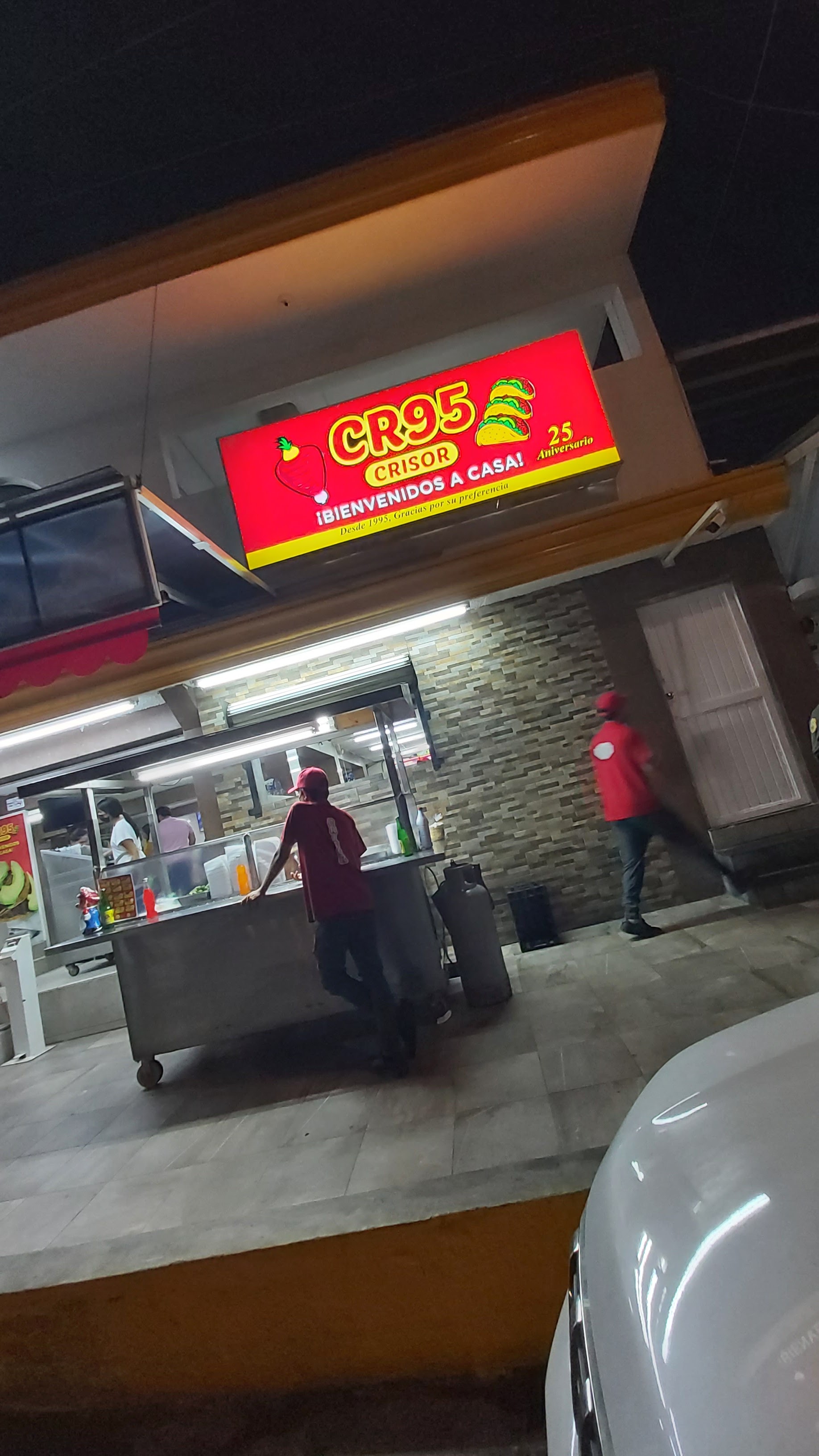 Tacos Crisor suc. La Aurora image 10