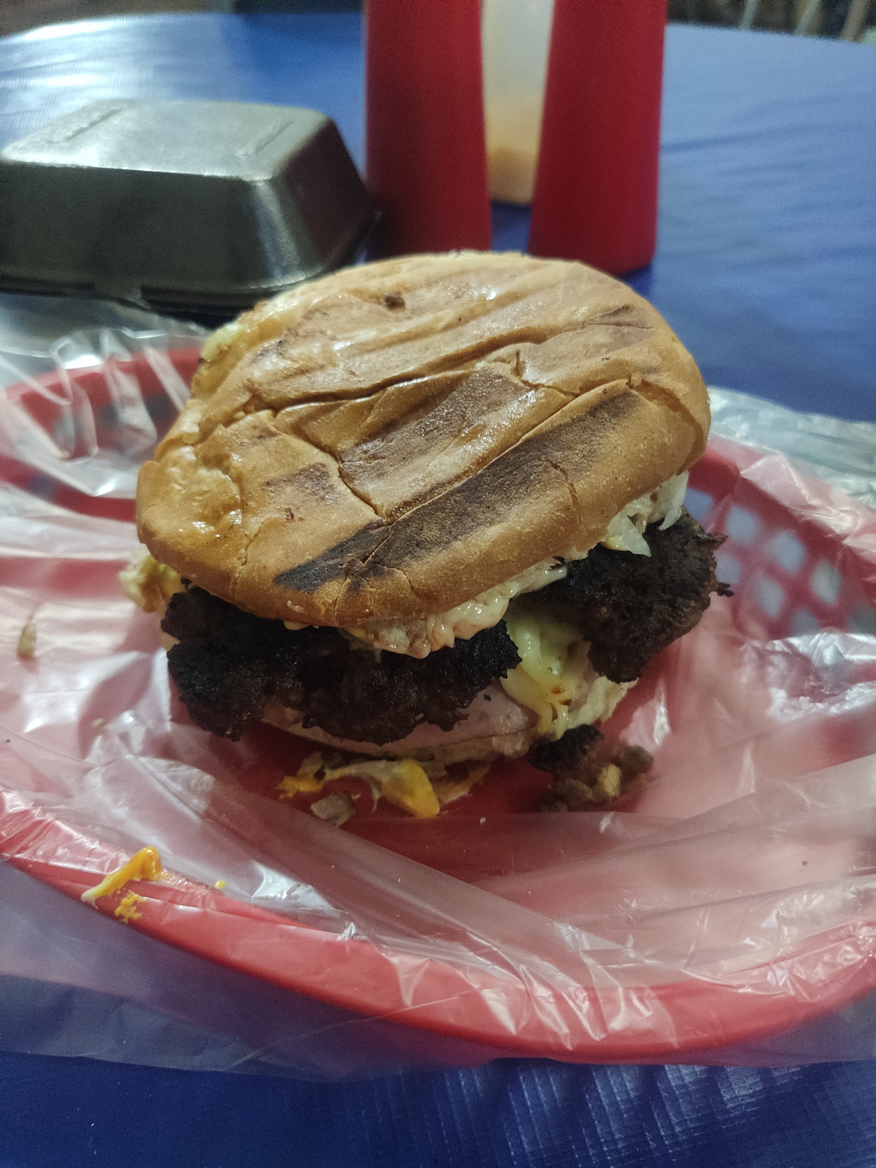 Martin's Burgers image 2