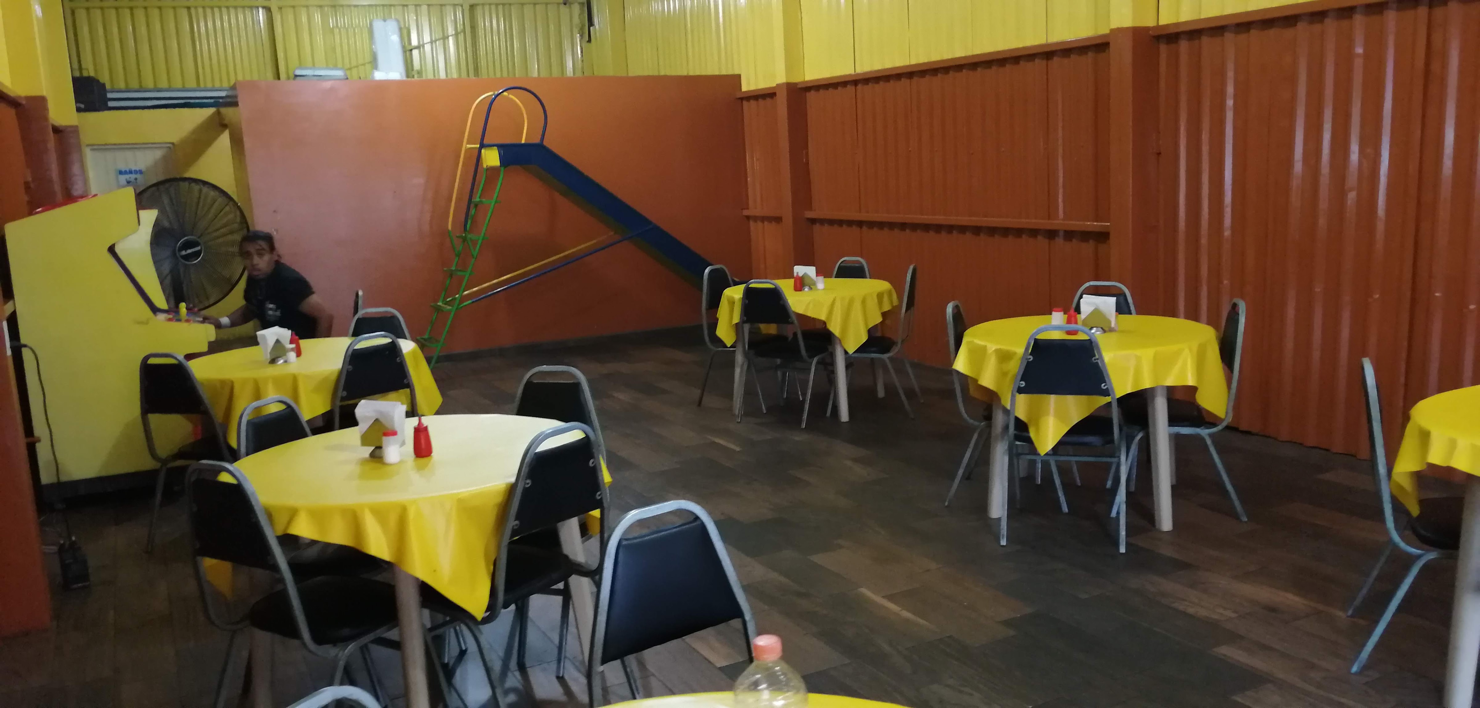 Martin's Burgers image 5