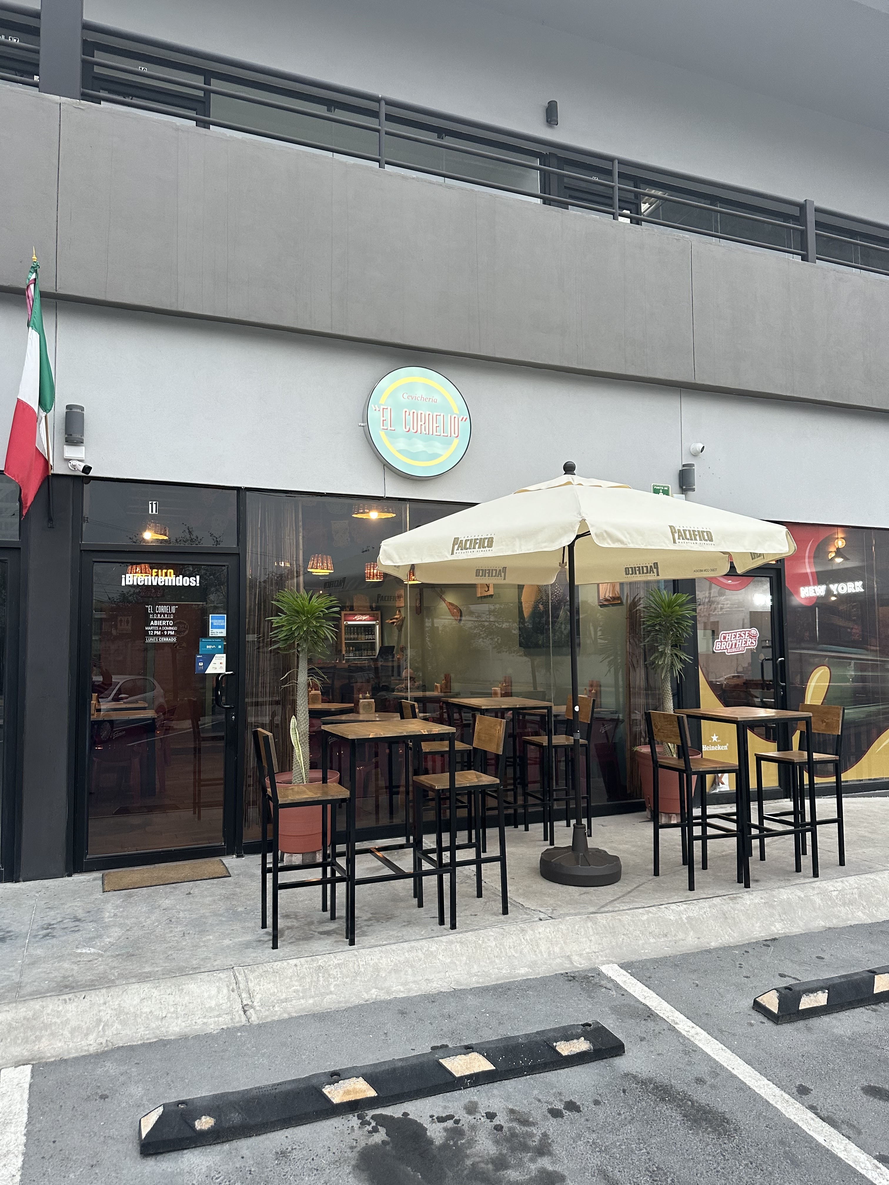 Cevichería El Cornelio image 1