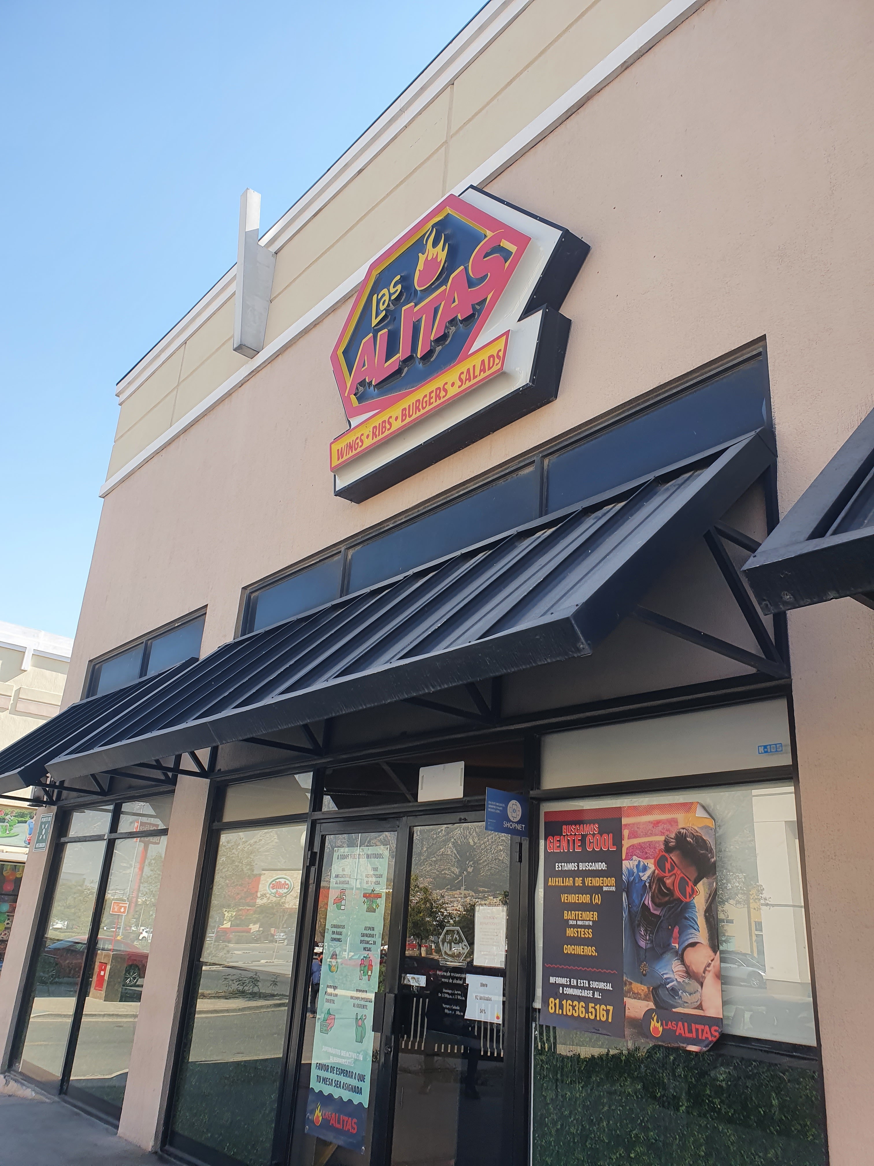 Las Alitas Santa Catarina image 8