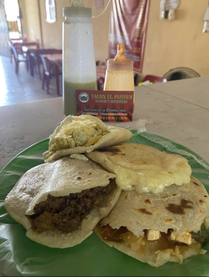 Tacos y barbacoa "El portón" image 6