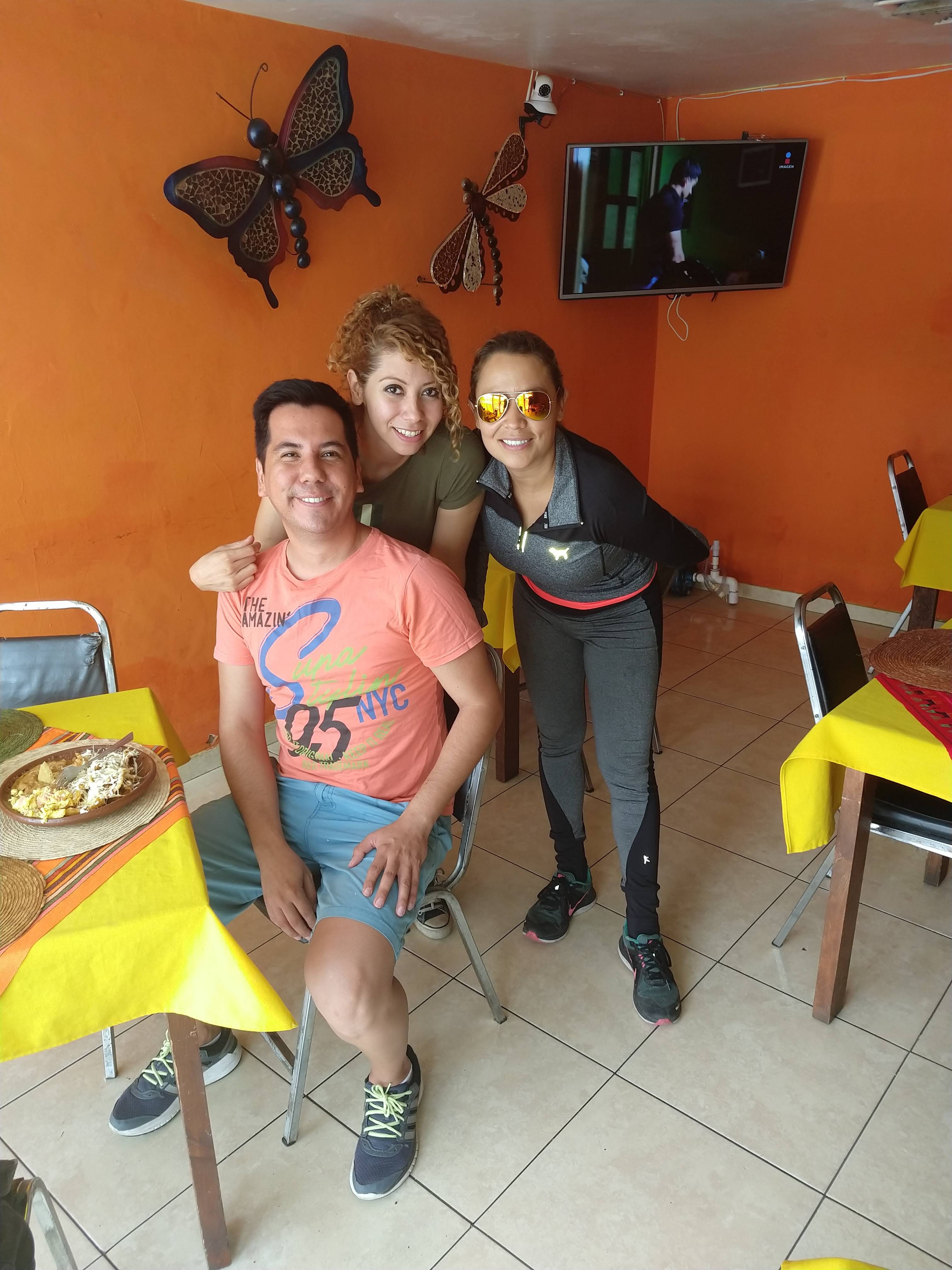 Los Machetes image 5