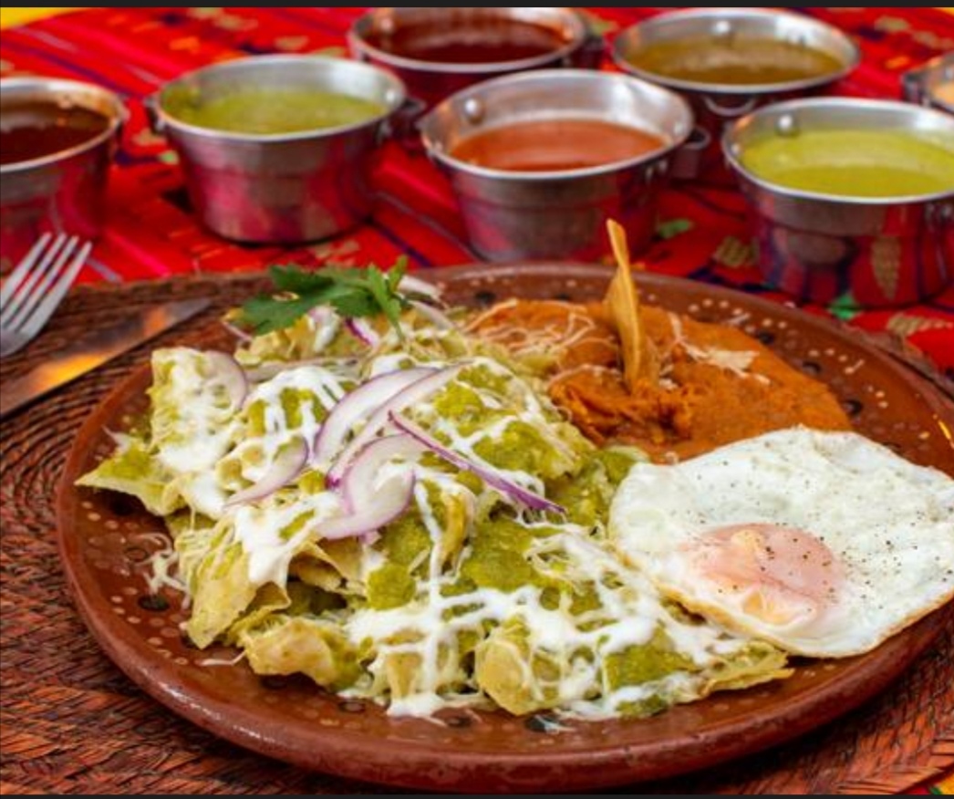 Los Machetes image 7