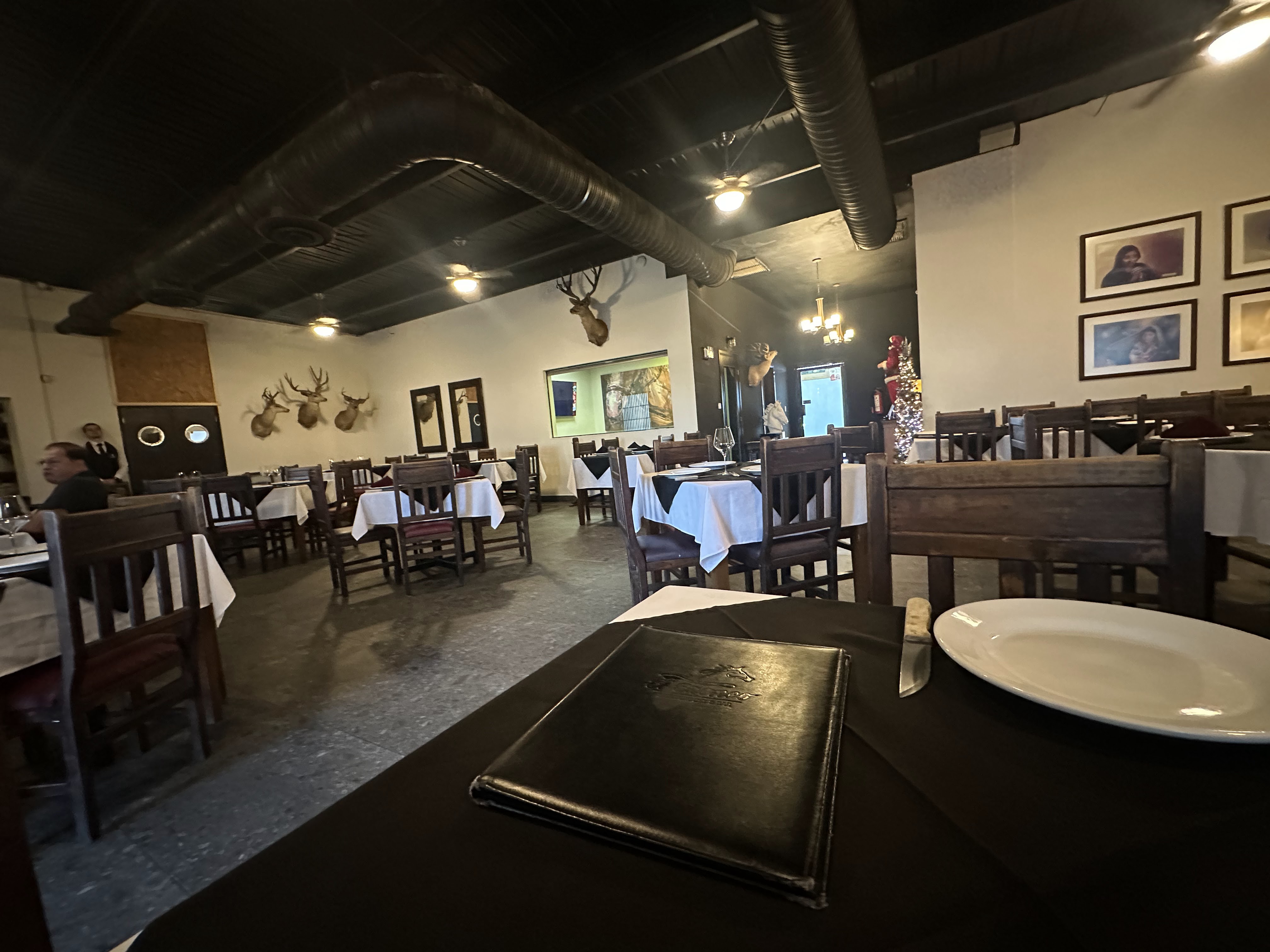 El Bronco Steak House & Bar Los Mochis image 1
