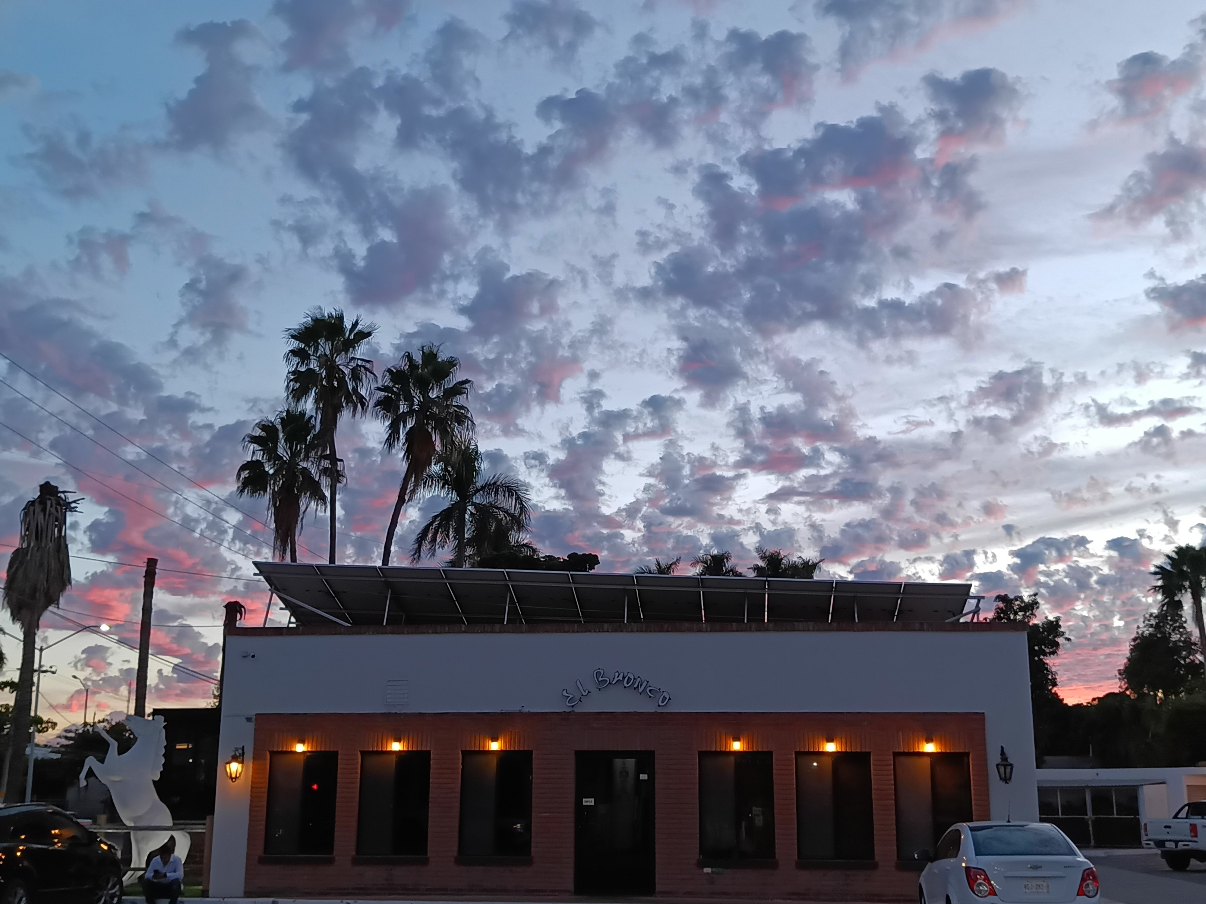 El Bronco Steak House & Bar Los Mochis image 8