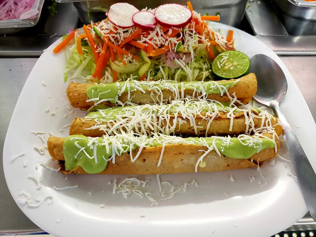 Flautas y Tostadas Chilo's image 1