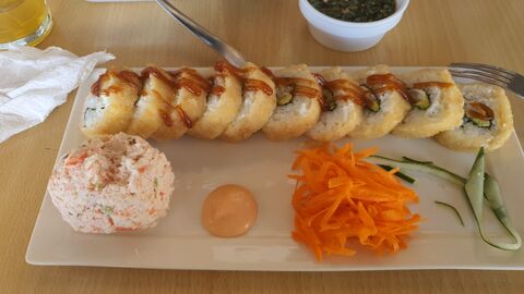 Sushi House image 5