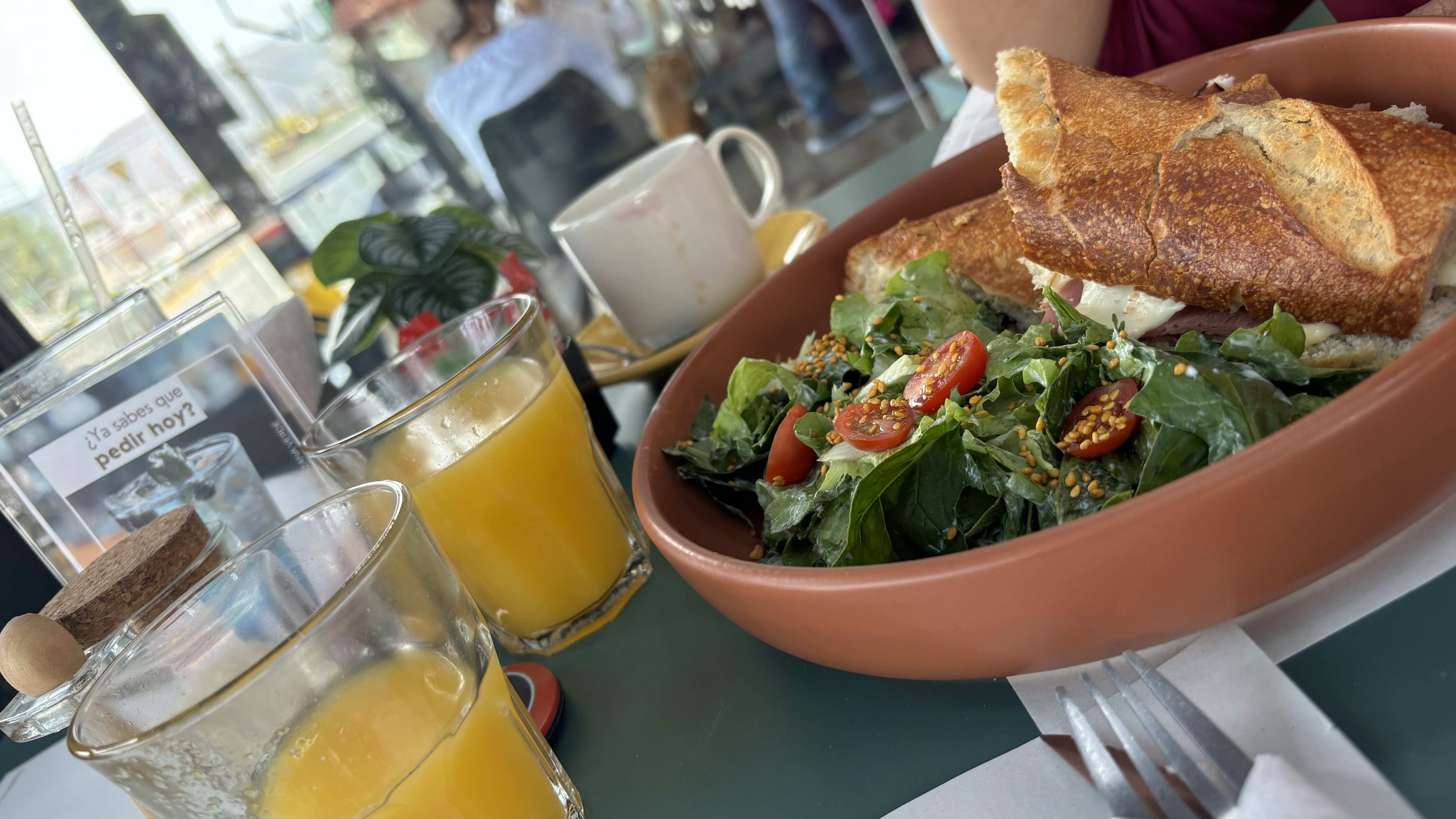 Viceversa Cafe image 5