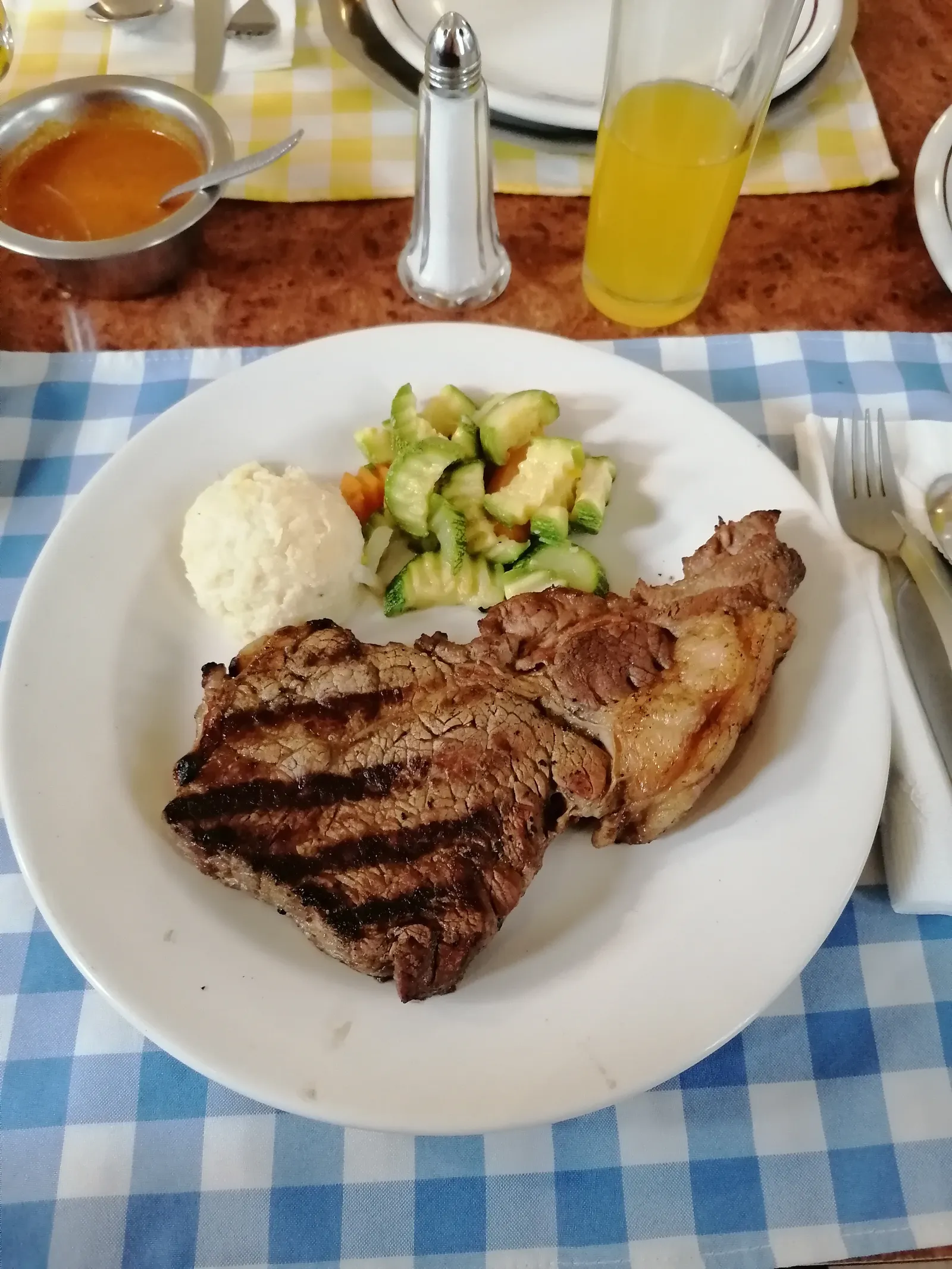 Alex Steak image 4
