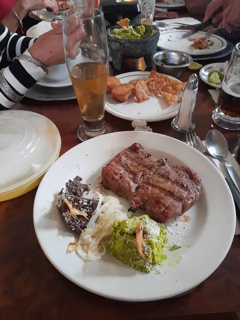 Alex Steak image 5