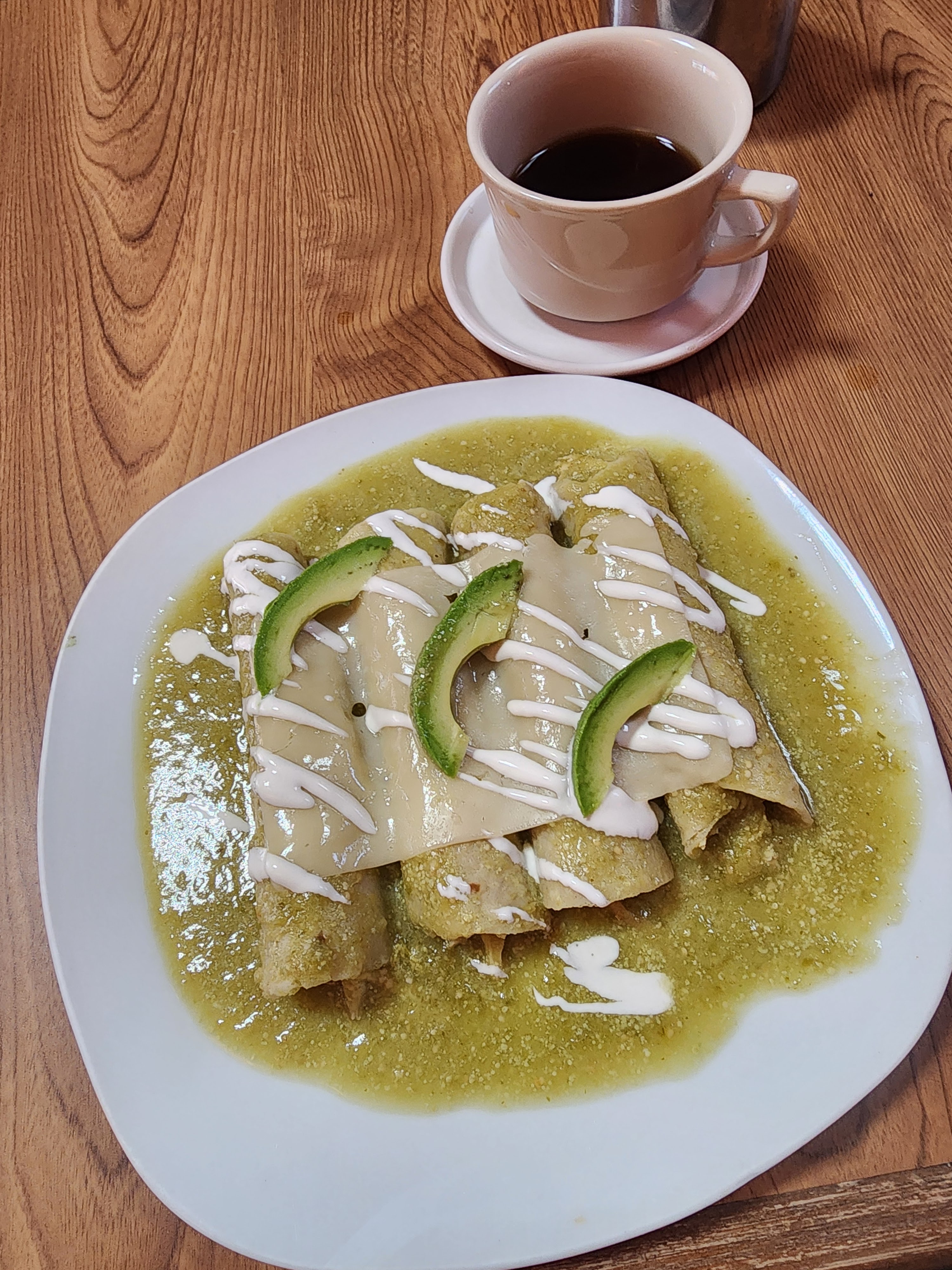 A Todo Vapor Restaurant - Café image 2